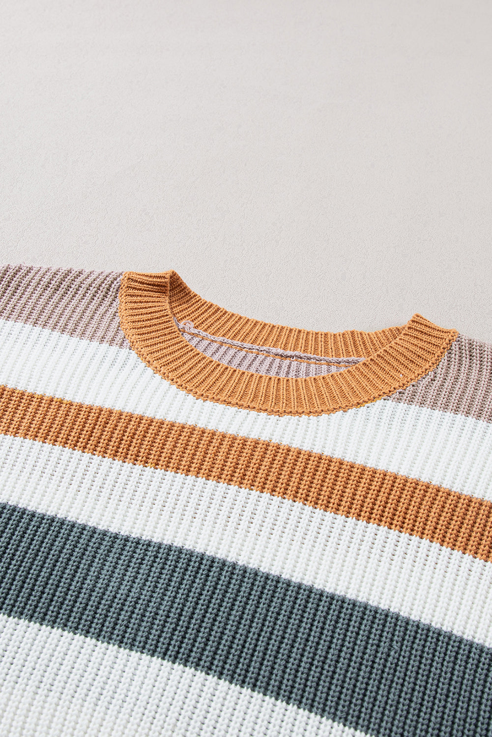Camel Classic Round Neck Colourblock Knit Sweater eAura