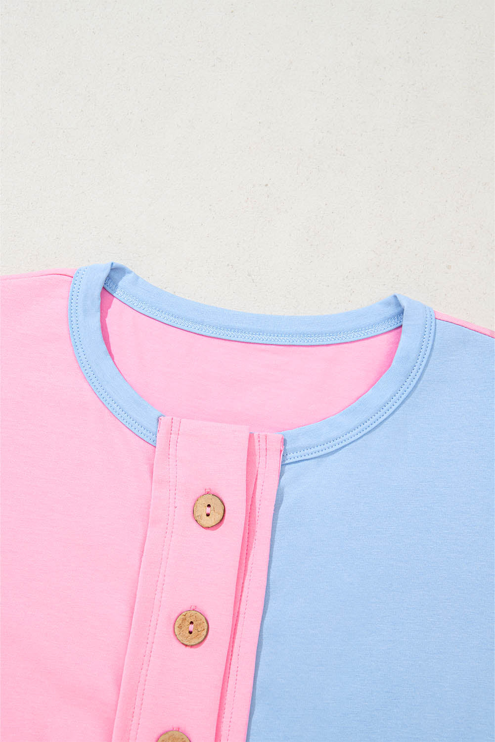 Myosotis Two Tone Half Buttons Collared T Shirt eAura