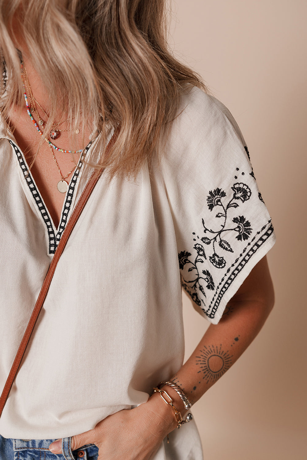 White Floral Embroidered Short Sleeve V Neck Blouse eAura