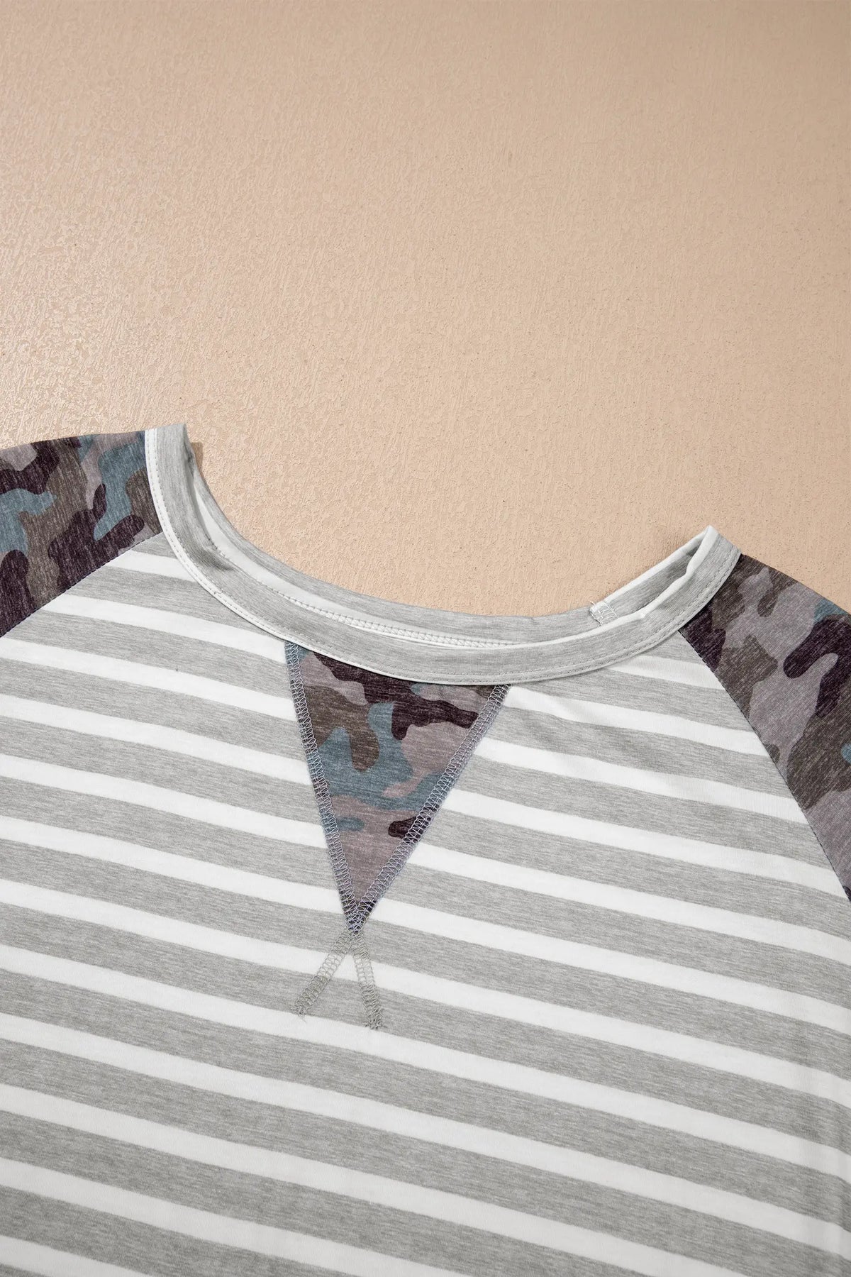 Camo Sleeve Striped Colourblock Round Neck Long Sleeve Plus Size Blouse – Grey Stripe