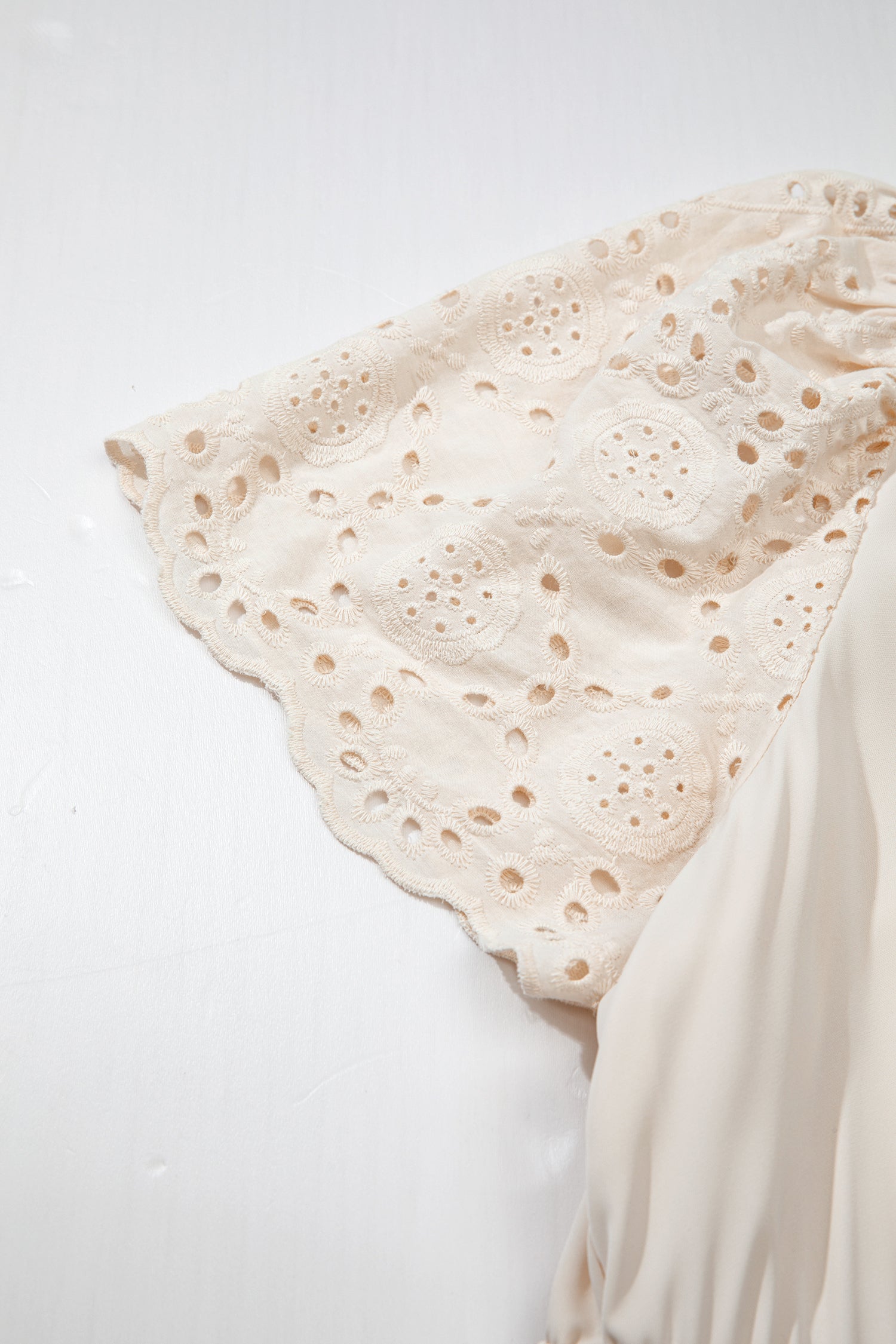 Apricot Plus Size V Neck Lacy Embroidery Patchwork Maxi Dress
