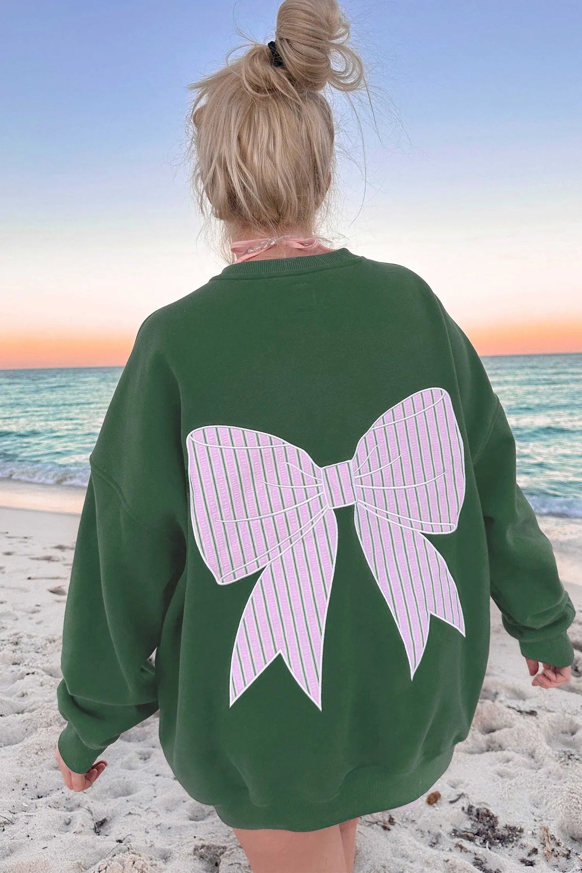 Striped Bow Graphic Oversized Sweatshirt