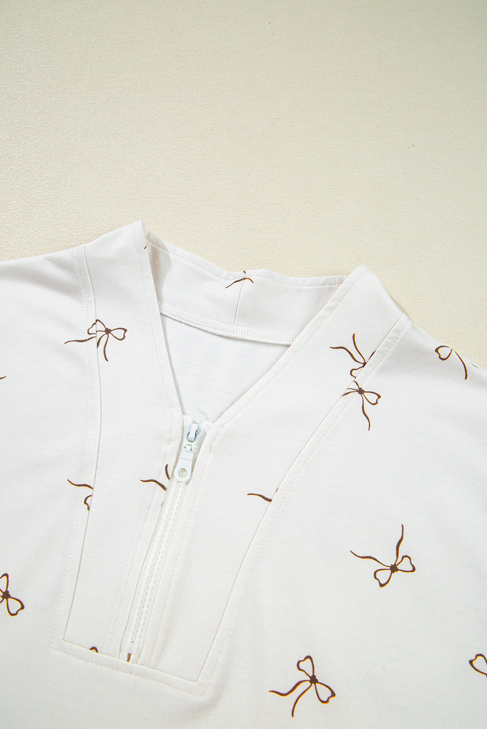 Beige Bow Print Half Zip Tank and Shorts 2pcs Set eAura