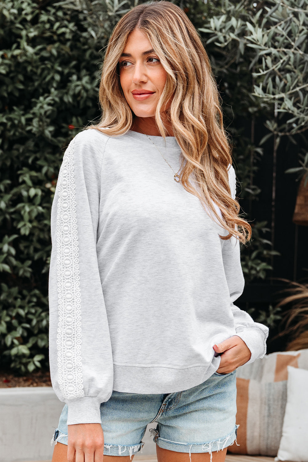 Grey Lace Patchwork Raglan Sleeve Sweatshirt - eAura