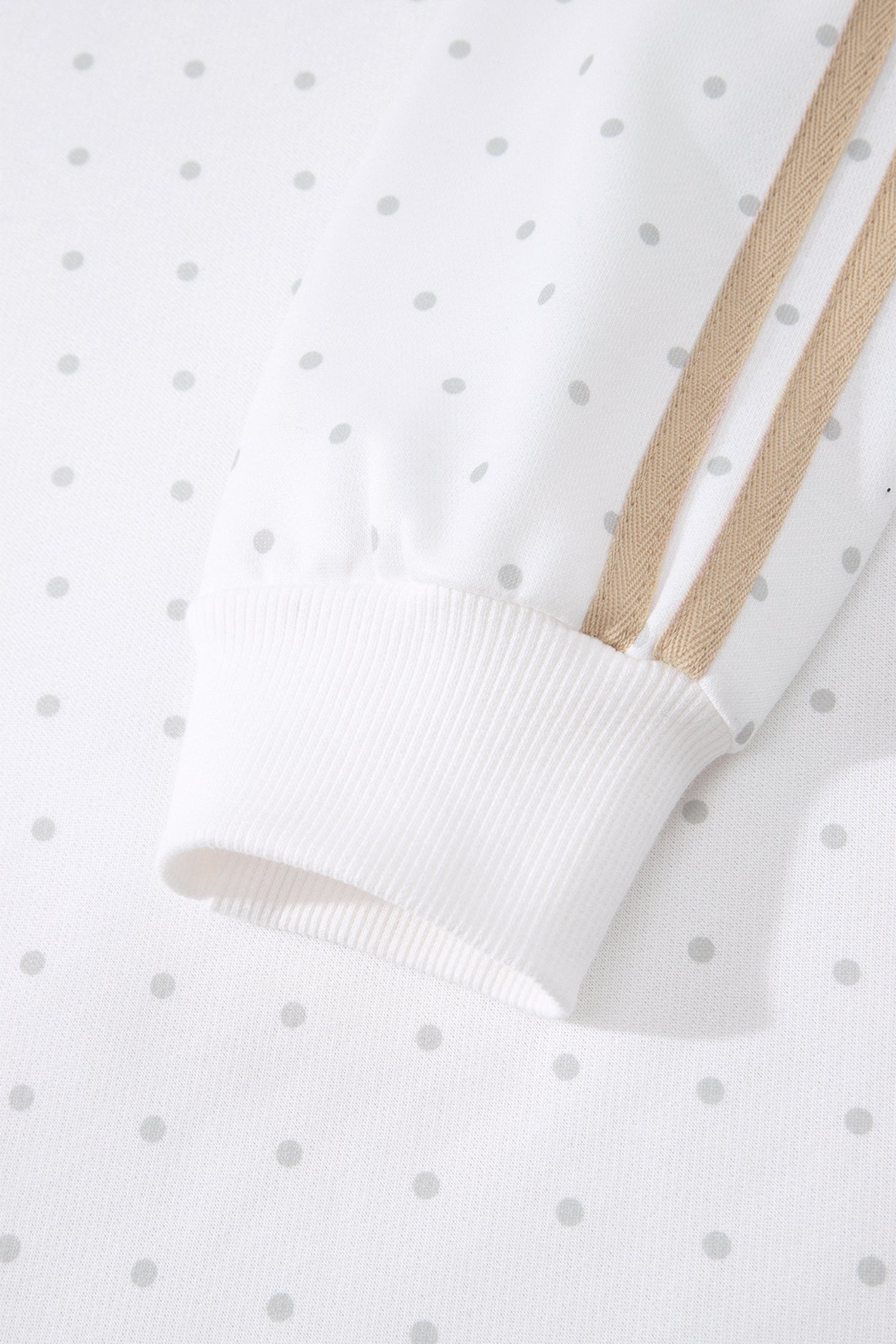 Polka Dot Print Side Stripe Detail Casual Sweatshirt 2pcs Short Set – White