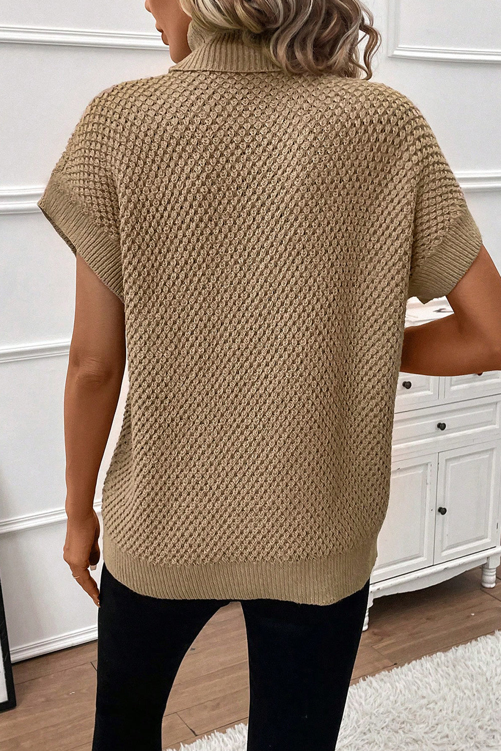 Turtleneck Textured Short Sleeve Sweater eAura