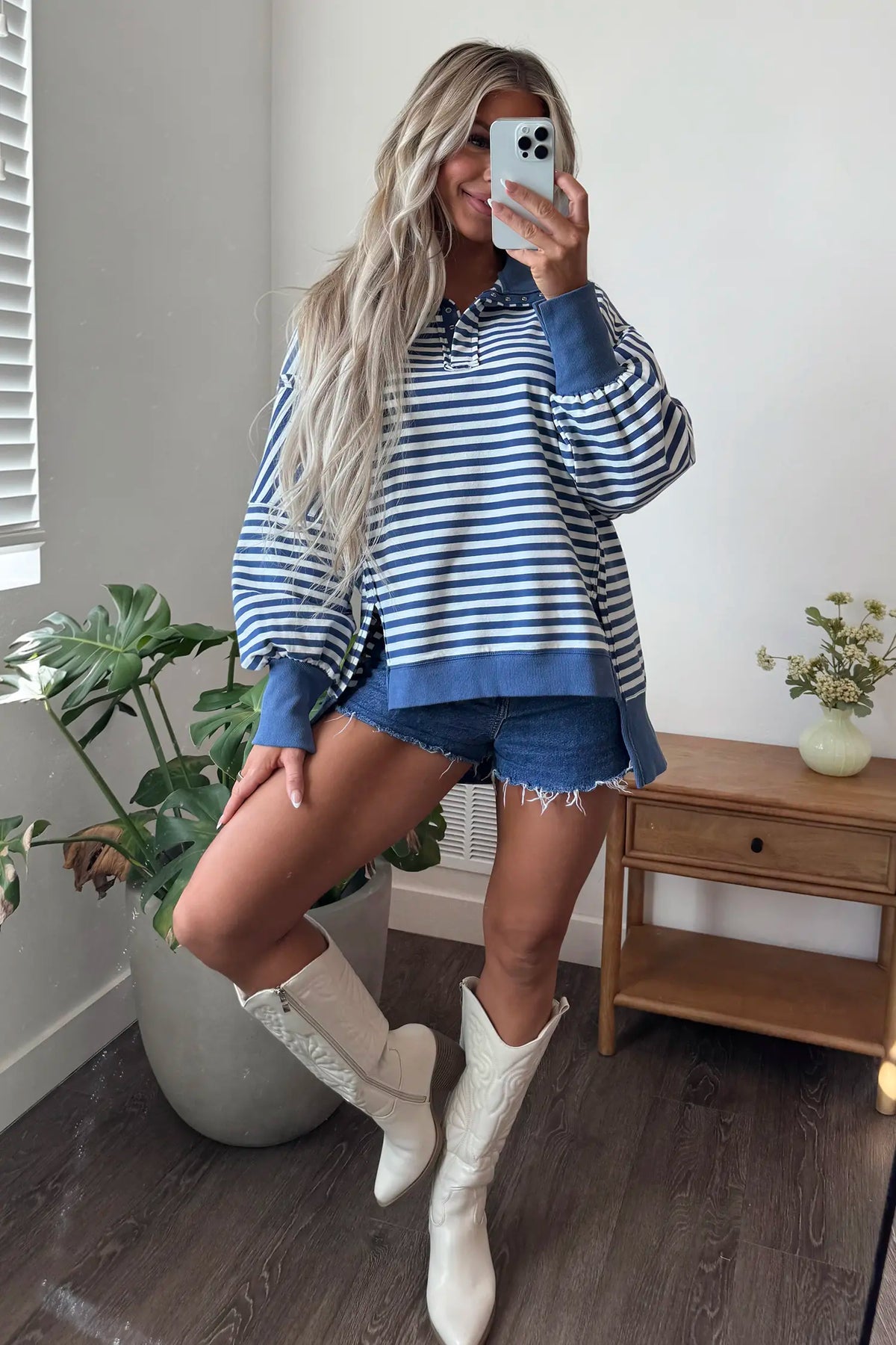 Colour Block Trim Raw Seam Split Hem Loose Pullover Sweatshirt – Blue Stripe