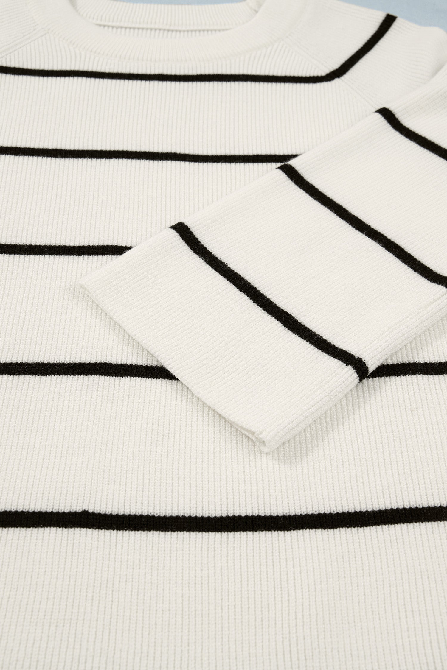 Ribbed Knit Half Sleeve Loose Sweater Tee – White Stripe