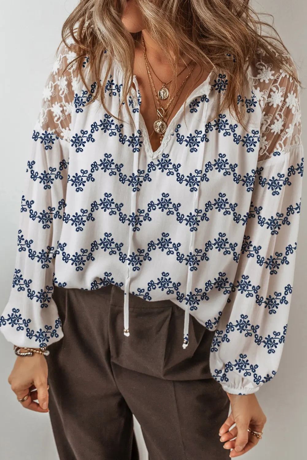 Lace Patchwork Floral Bubble Sleeve V-Neck Blouse - Tops/Blouses & Shirts
