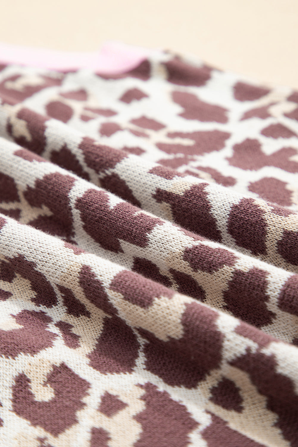 Brown Leopard Pattern Contrast Rib Trim Sleeveless Sweater eAura