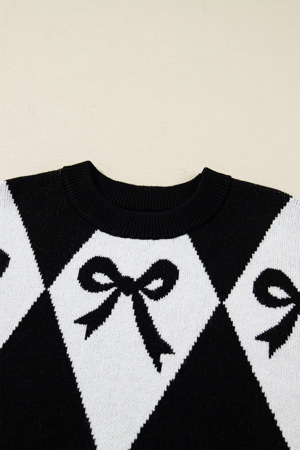 Black Bow Print 2-tone Rhombus Knit Loose Sweater eAura