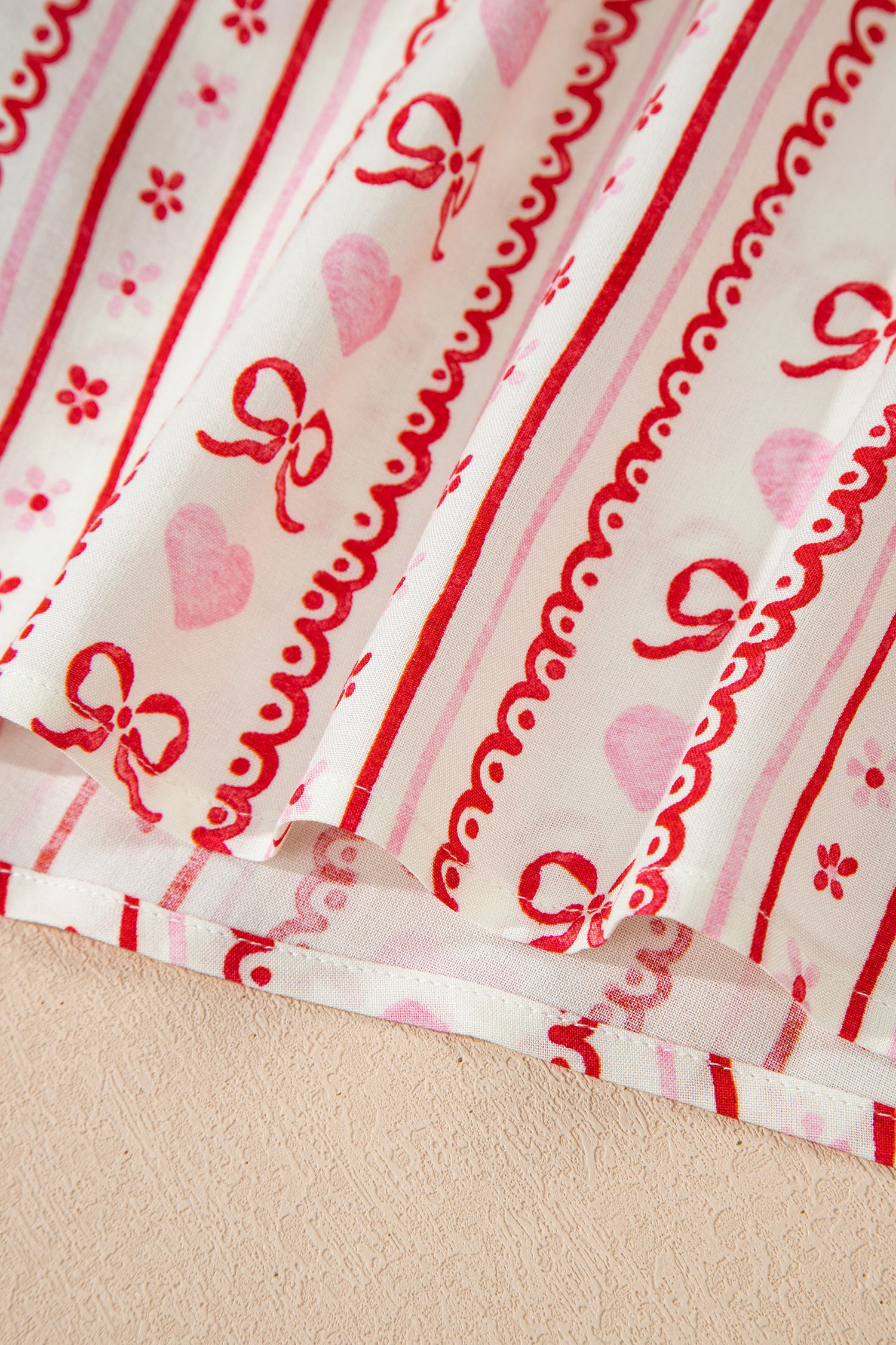 Sweet Floral Heart Bow Print Contrast Trim Long Sleeve Shirt Pajama Short Set – Red
