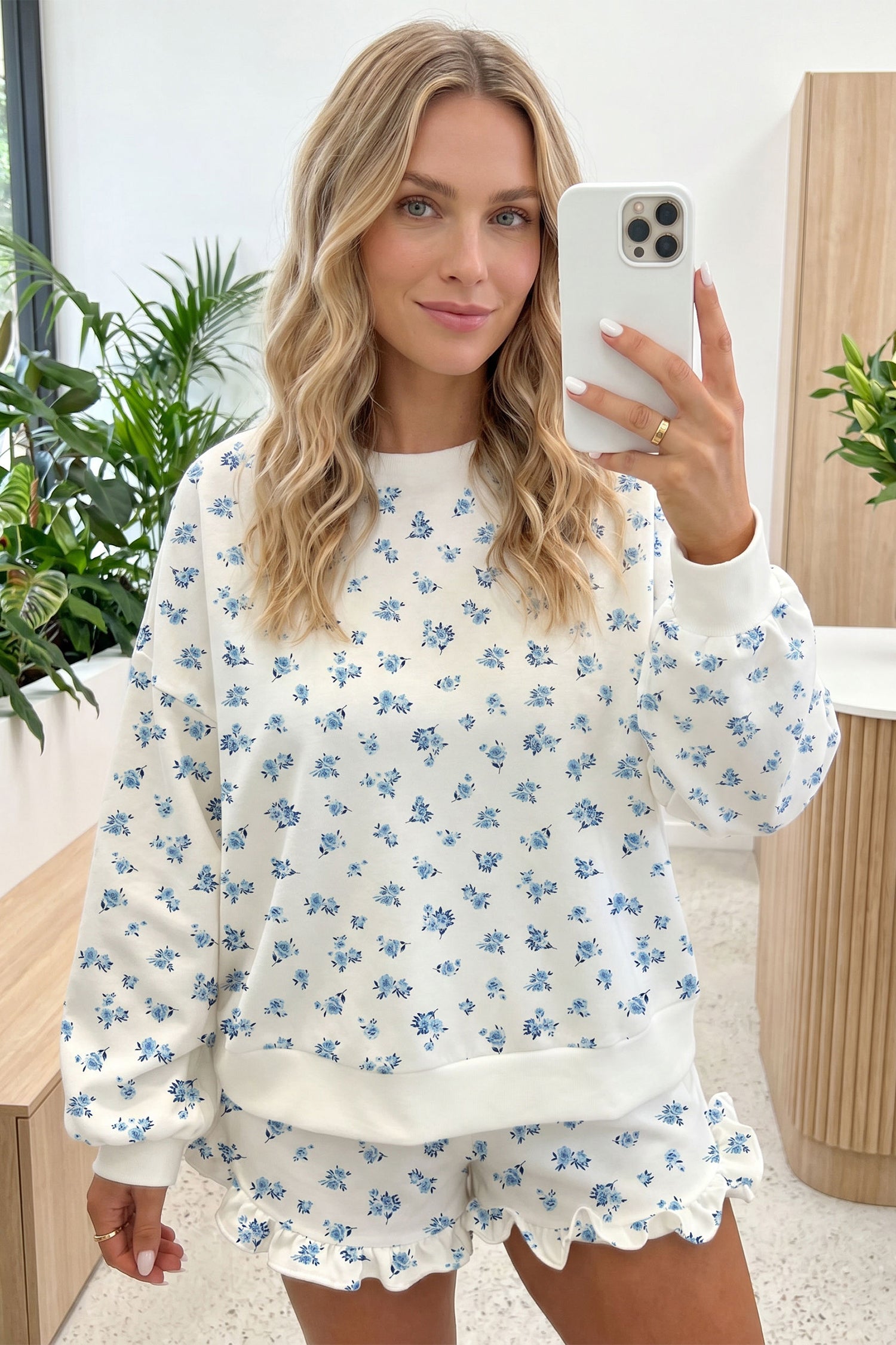 Floral Print Long Sleeve Top Elastic Waist Ruffle Hem Shorts 2pcs Set – Sky Blue