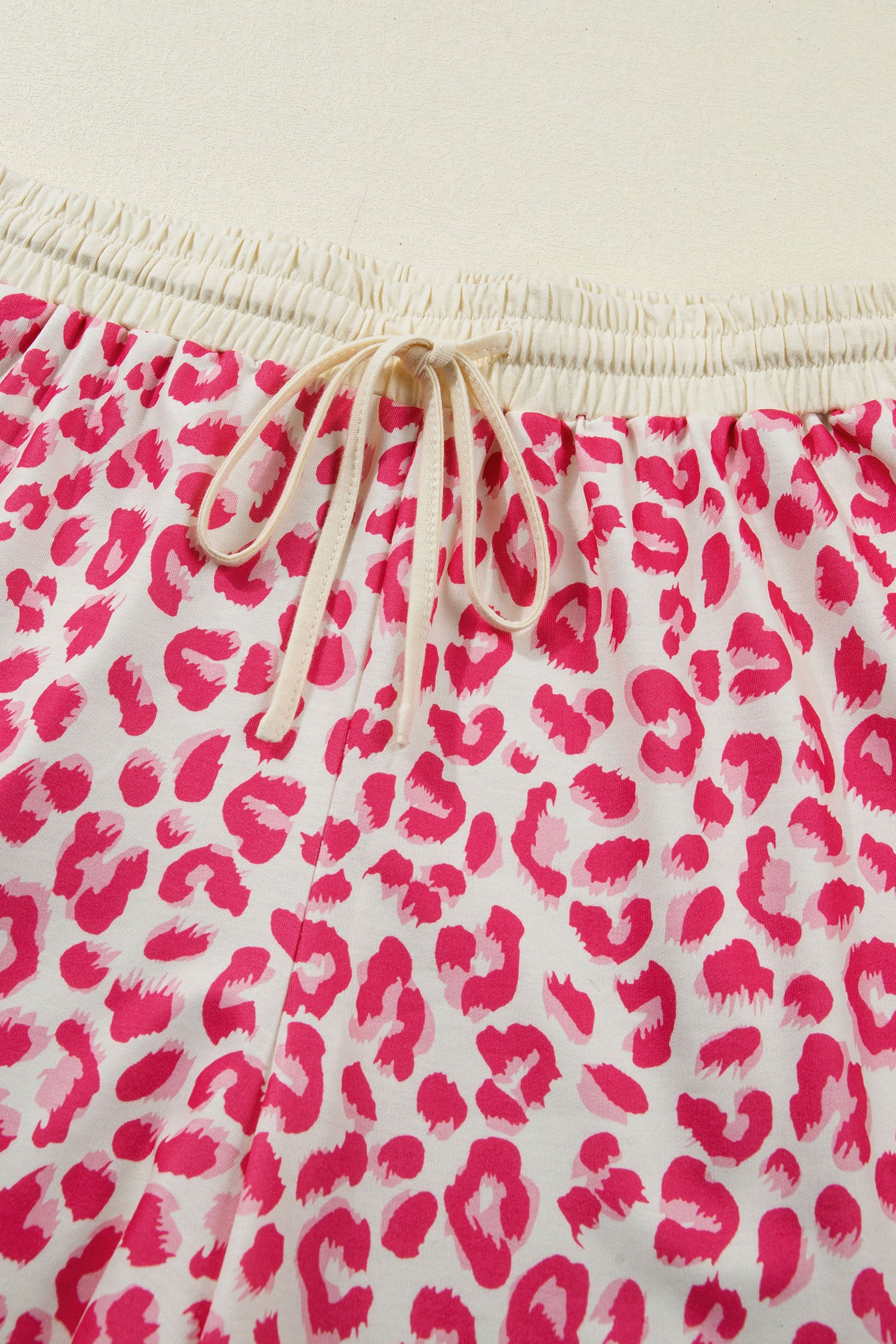 V Neck Collar Leopard Printed 2pcs Short Set – Khaki