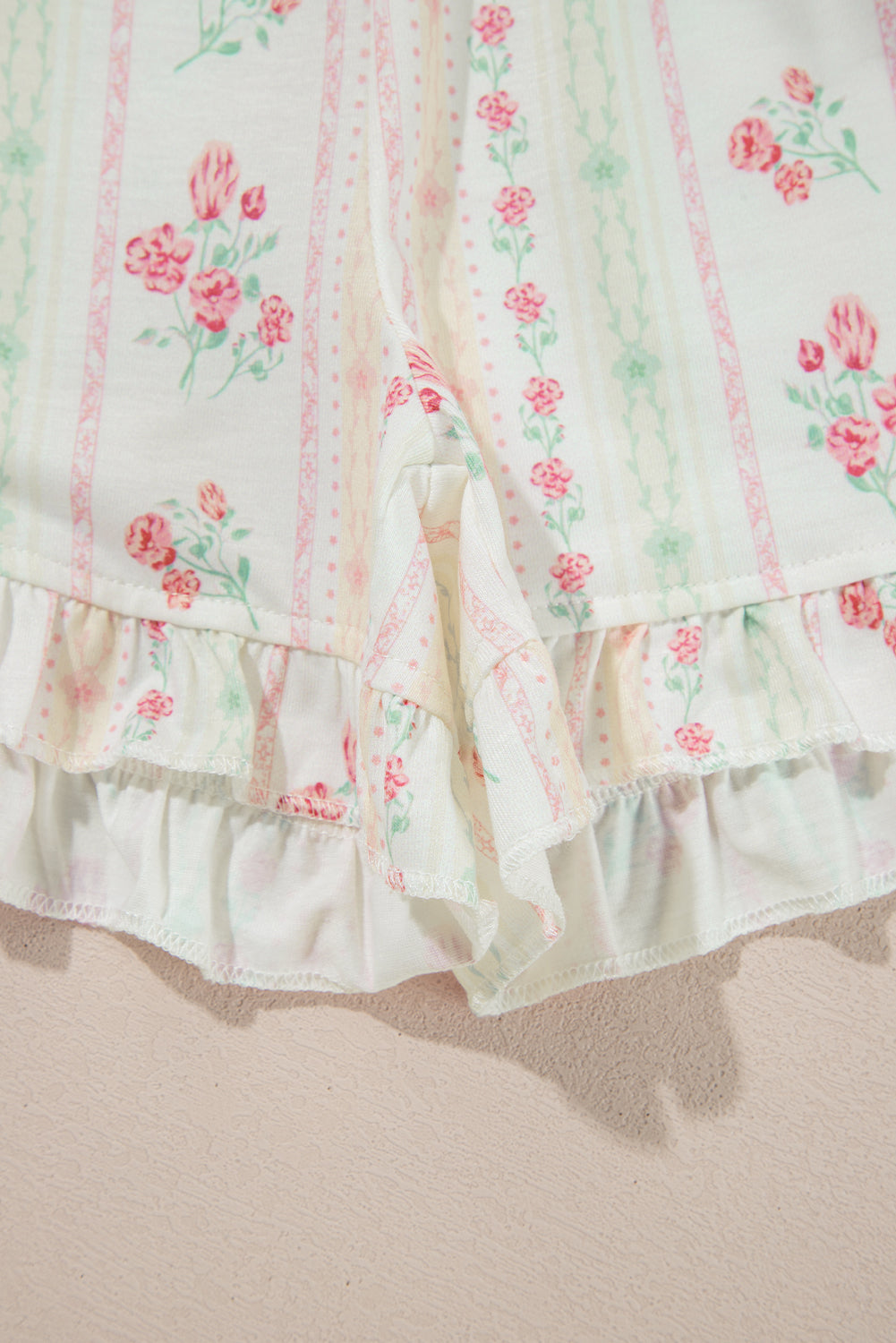 Beige Floral Print Contrast Pipping Short Pyjamas Set eAura