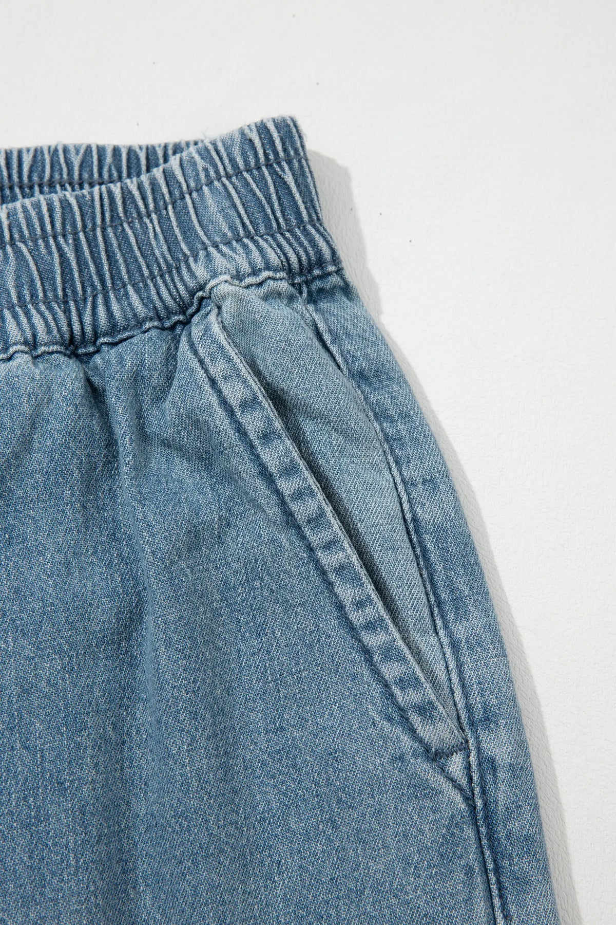 Beau Frayed Floral Patch Wide Leg Raw Hem Wide Leg Jeans – Blue