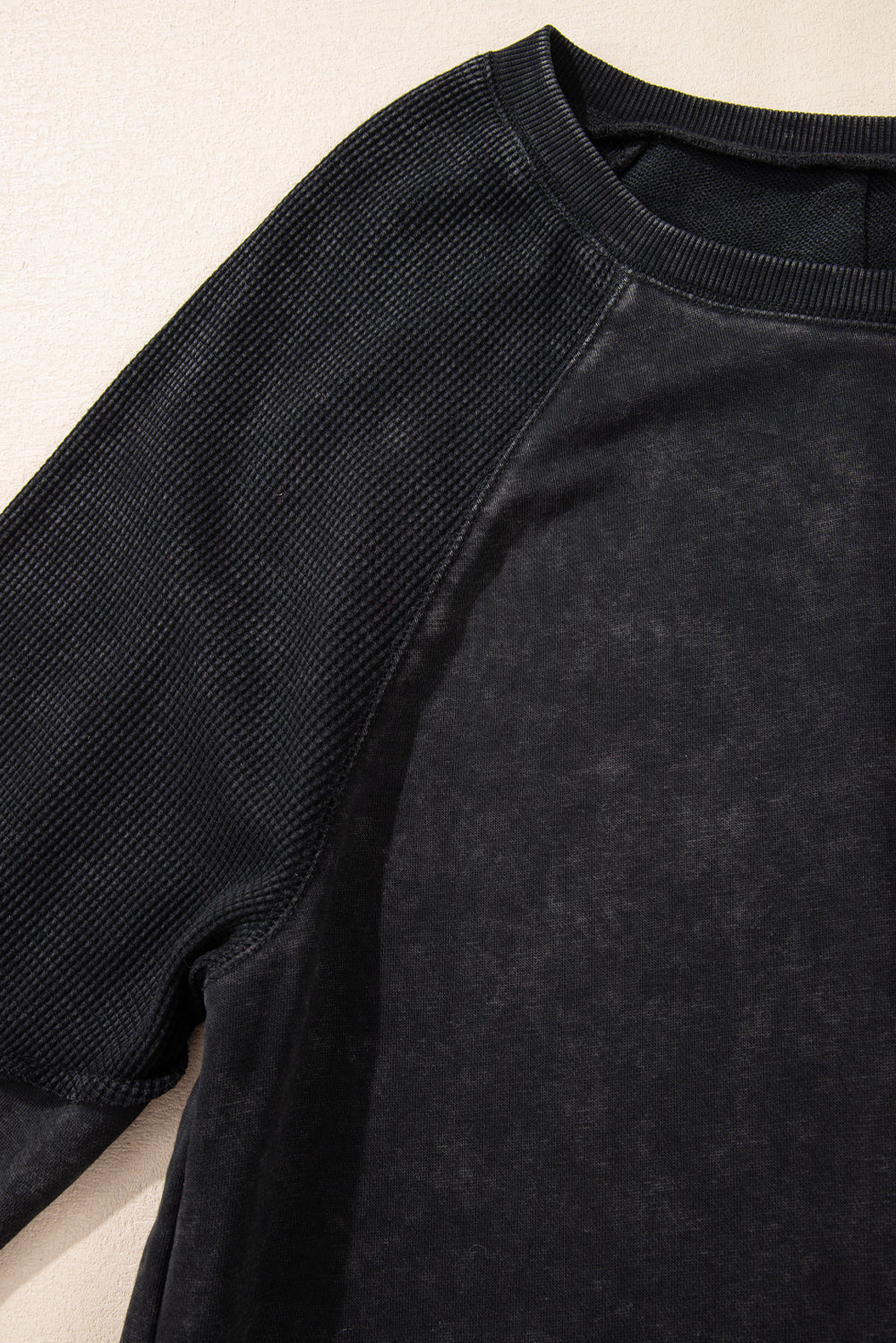 Black Solid Waffle Knit Patchwork Raglan Sleeve Sweatshirt Dear-Lover Dropshipping