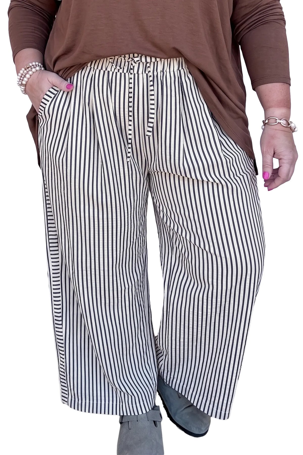 Plus Size Tie Waist Loose Pants – Black Stripe