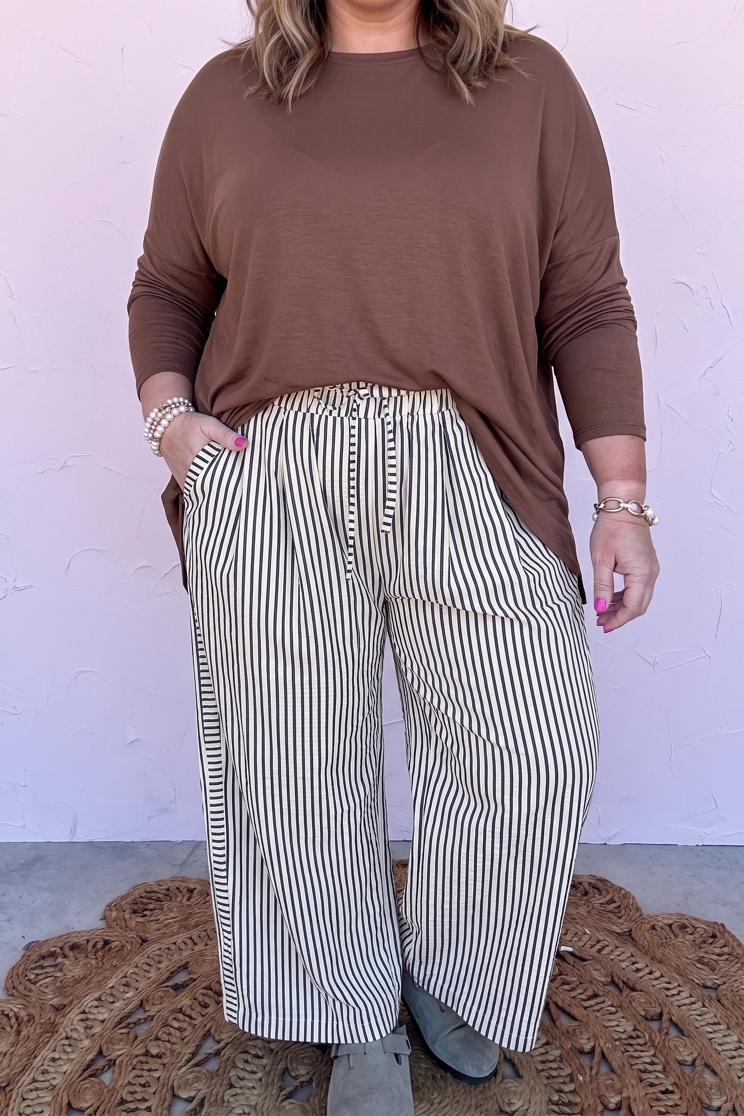 Plus Size Tie Waist Loose Pants – Black Stripe
