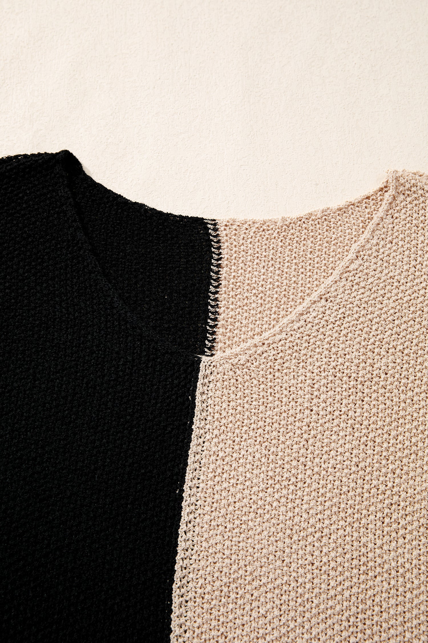 Colour Block Knit V-Neck Sweater - eAura