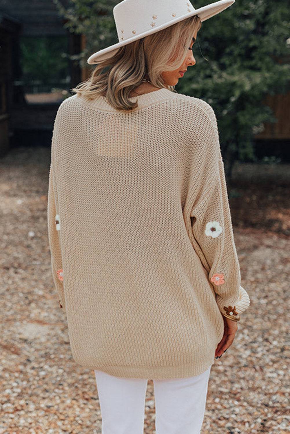 Parchment Hello Floral Embroidered Knit Loose Sweater eAura