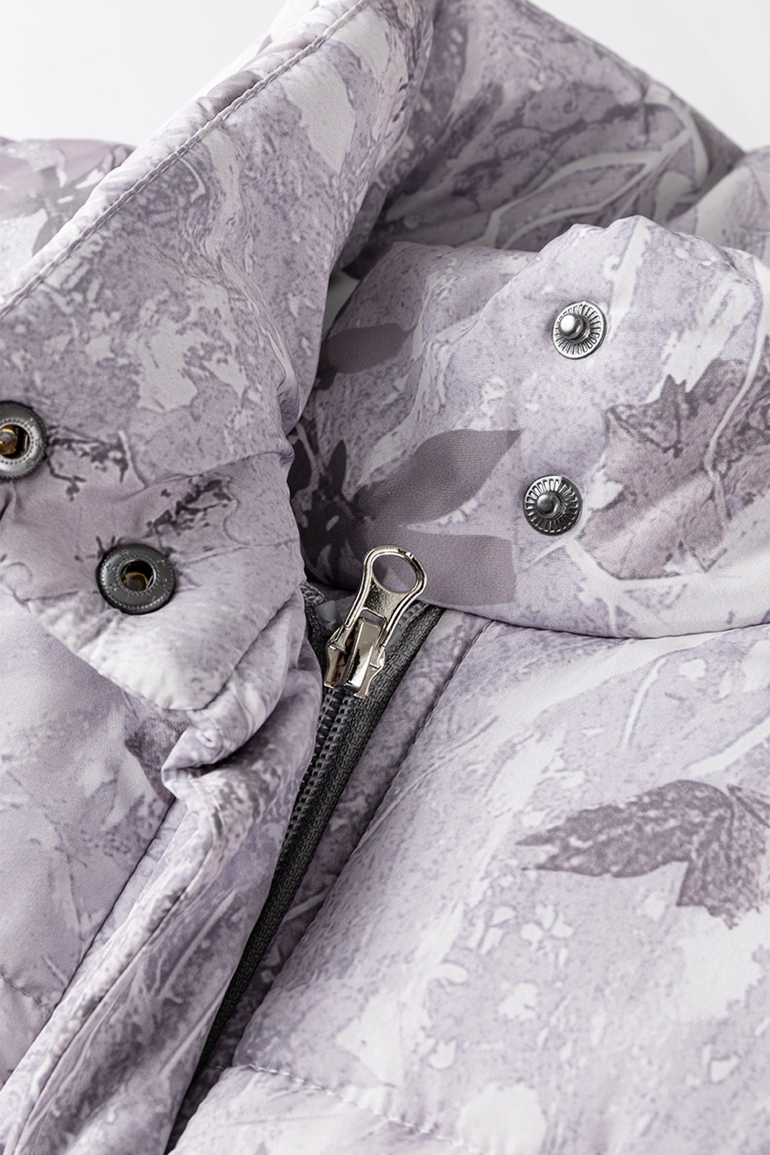 Camo Leaf Print Winter Puffer Vest - Outerwear/Vests