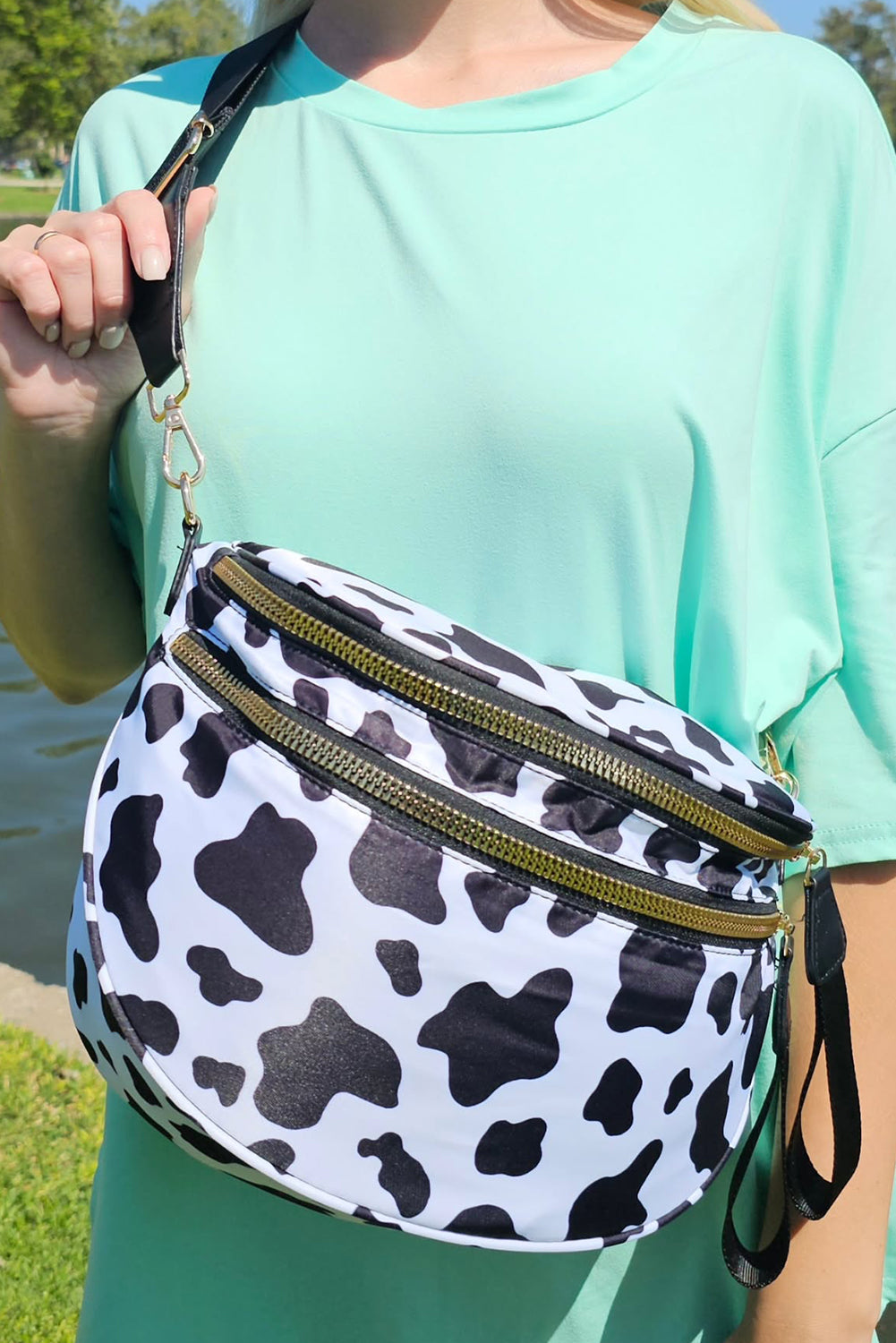 Print Wide Strap Large Crossbody Bag
