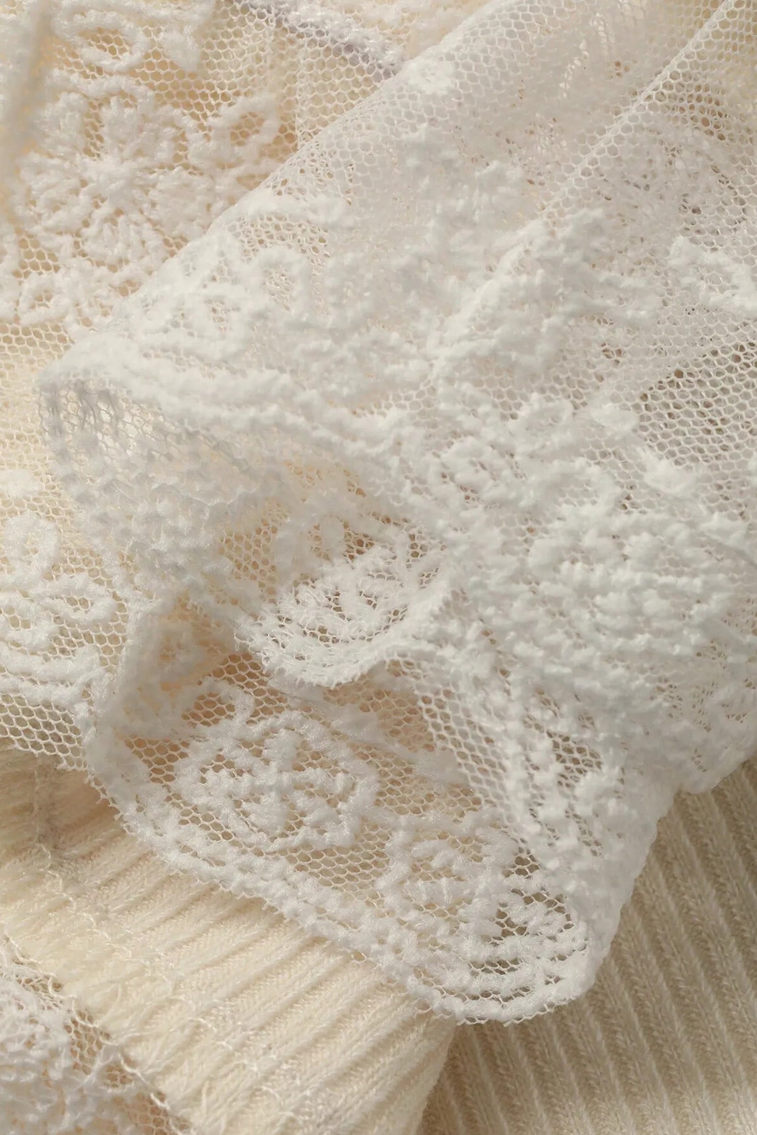 Ribbed Knit Sweet Lace Hem Vest – Beige