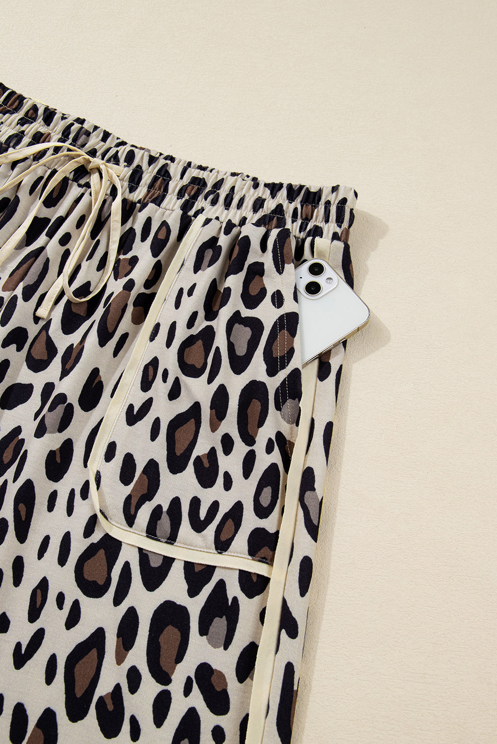 Exposed Seam Patched Pocket Plus Size Drawstring Leopard Wide Leg Pants - eAura