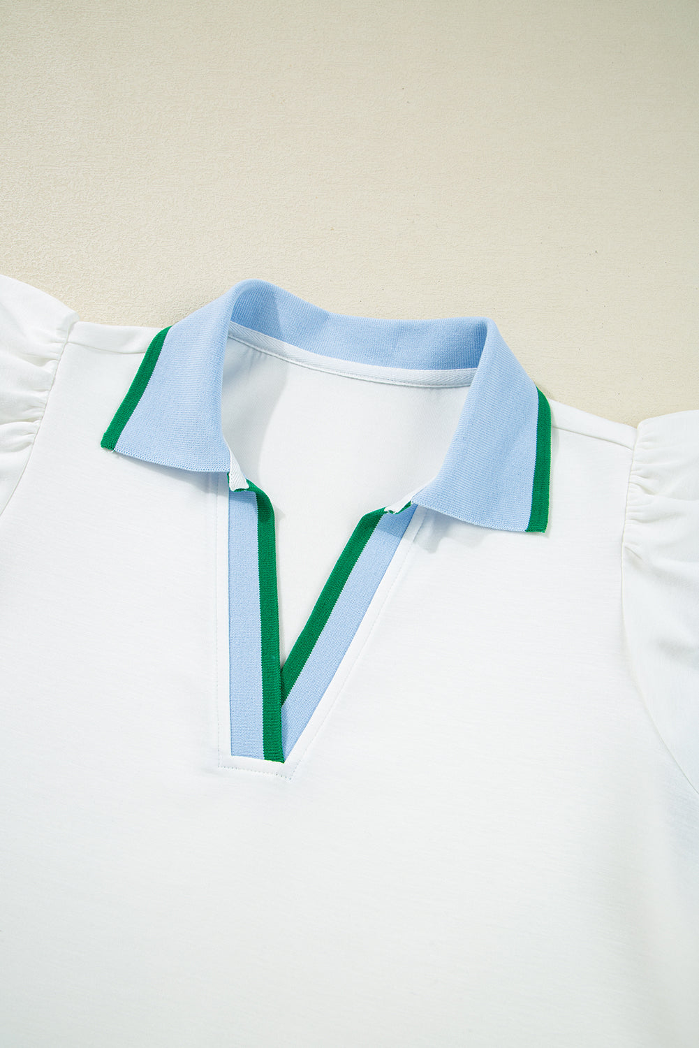 Contrast Ruffled Sleeve Collared V-Neck Blouse eAura