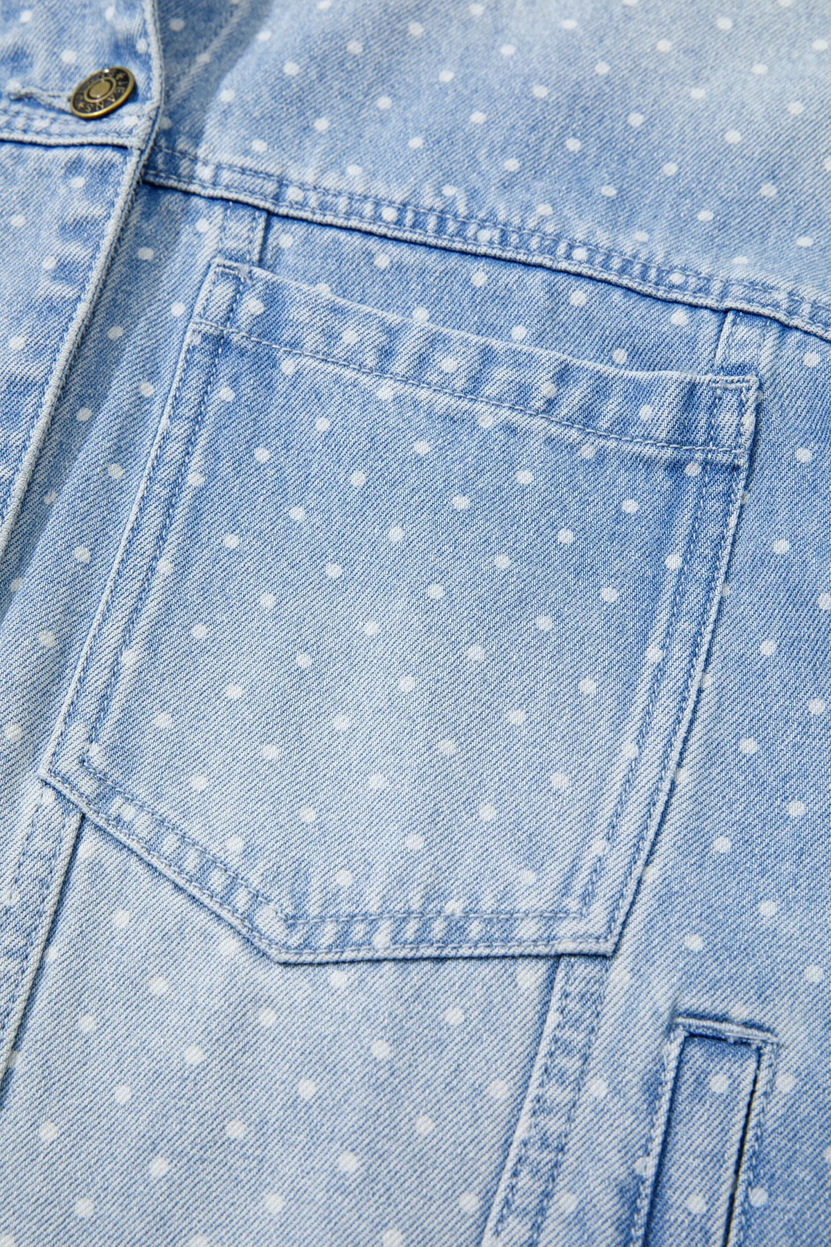 Sky Blue Polka Dot Long Sleeve Collar Pocket Casual Shift Silhouette Denim Jacket – Light Blue