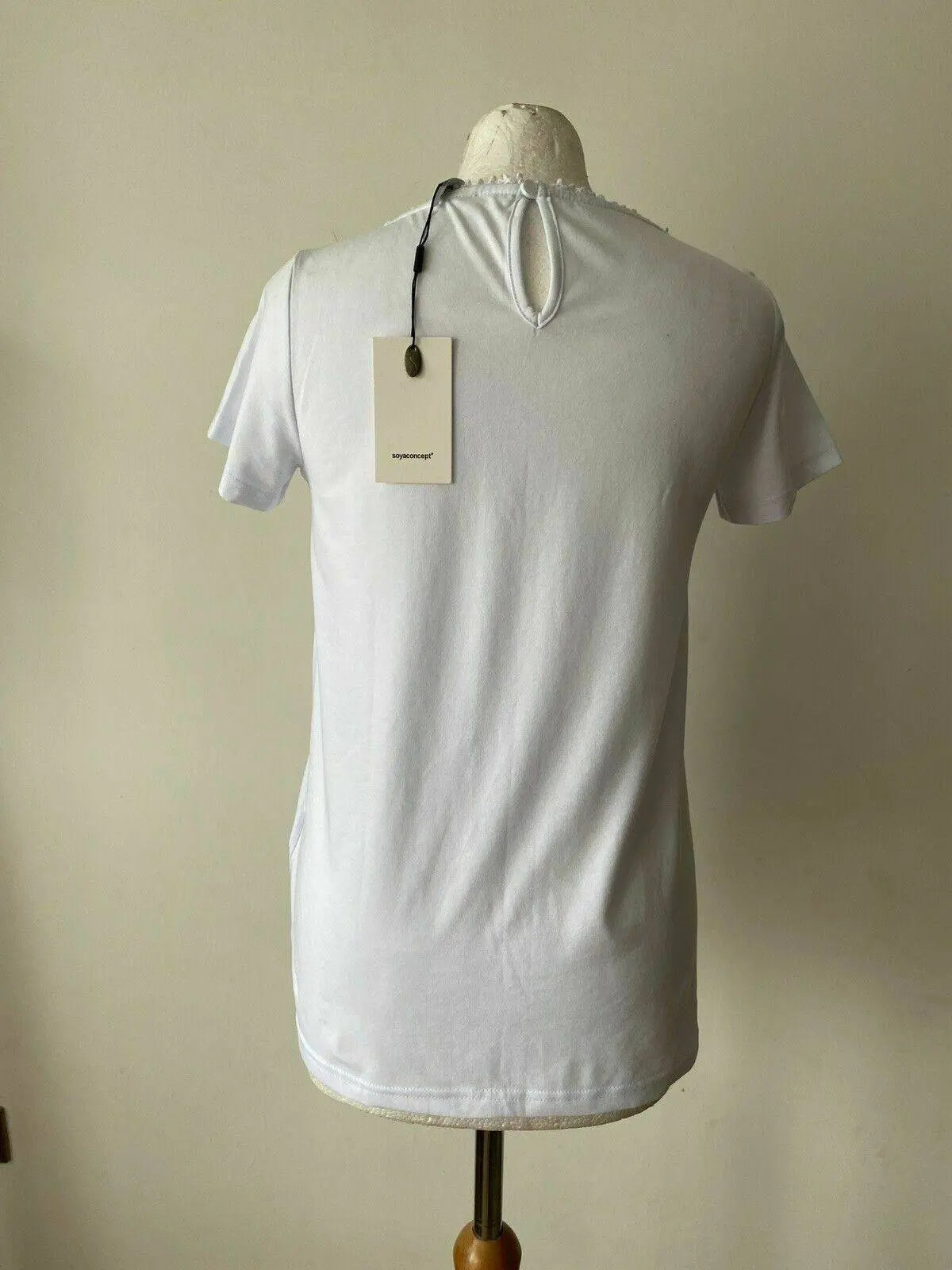 Soyaconcept White Tee Lace Neckline Size S 8 - 10 - BB Fashion Outlet