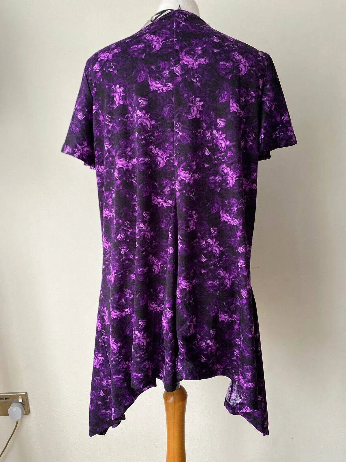 Tommy & Kate Purple Floral Hanky Hem Top Size S 8 - 10 - BB Fashion Outlet