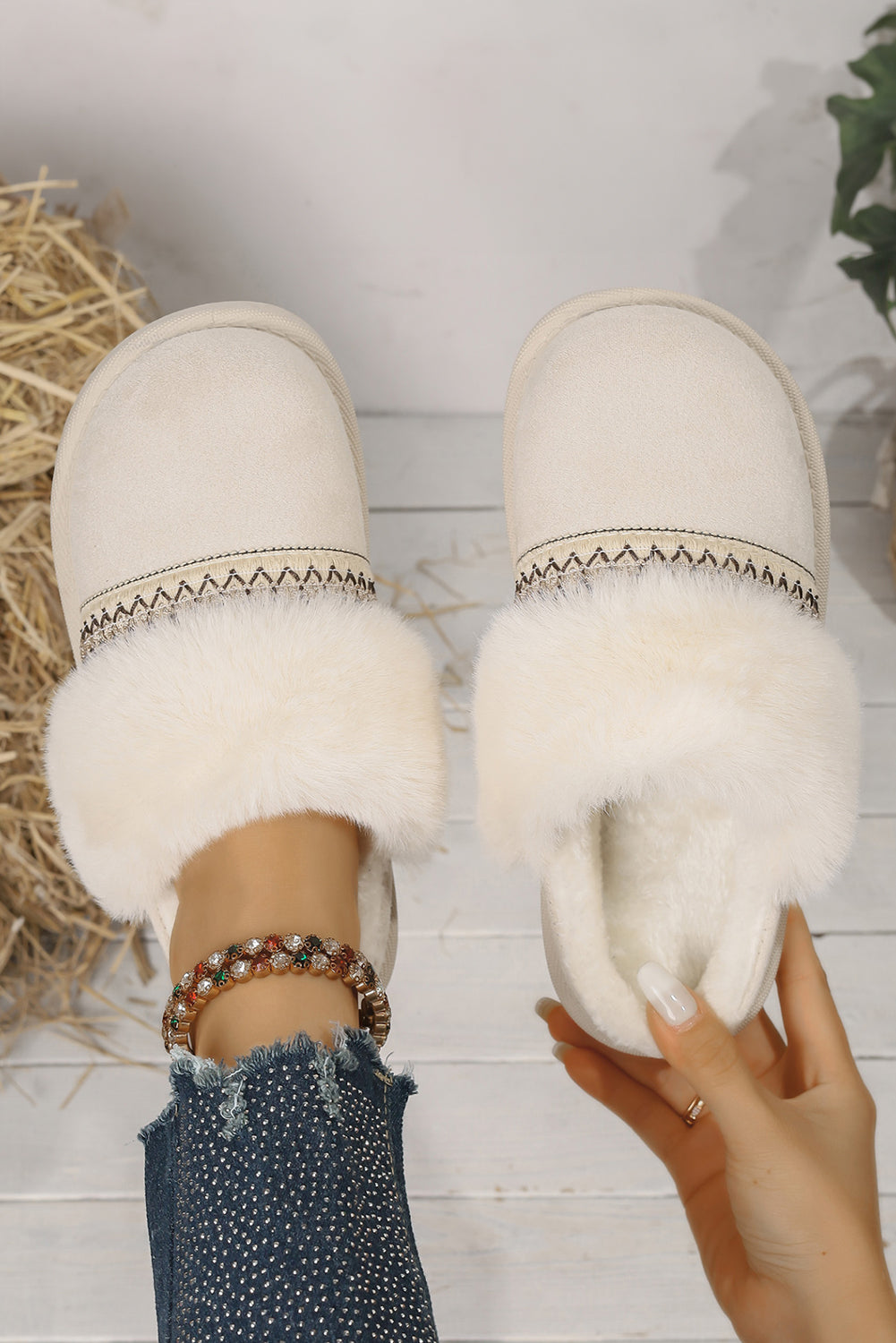 Faux Suede Fuzzy Warm Slippers