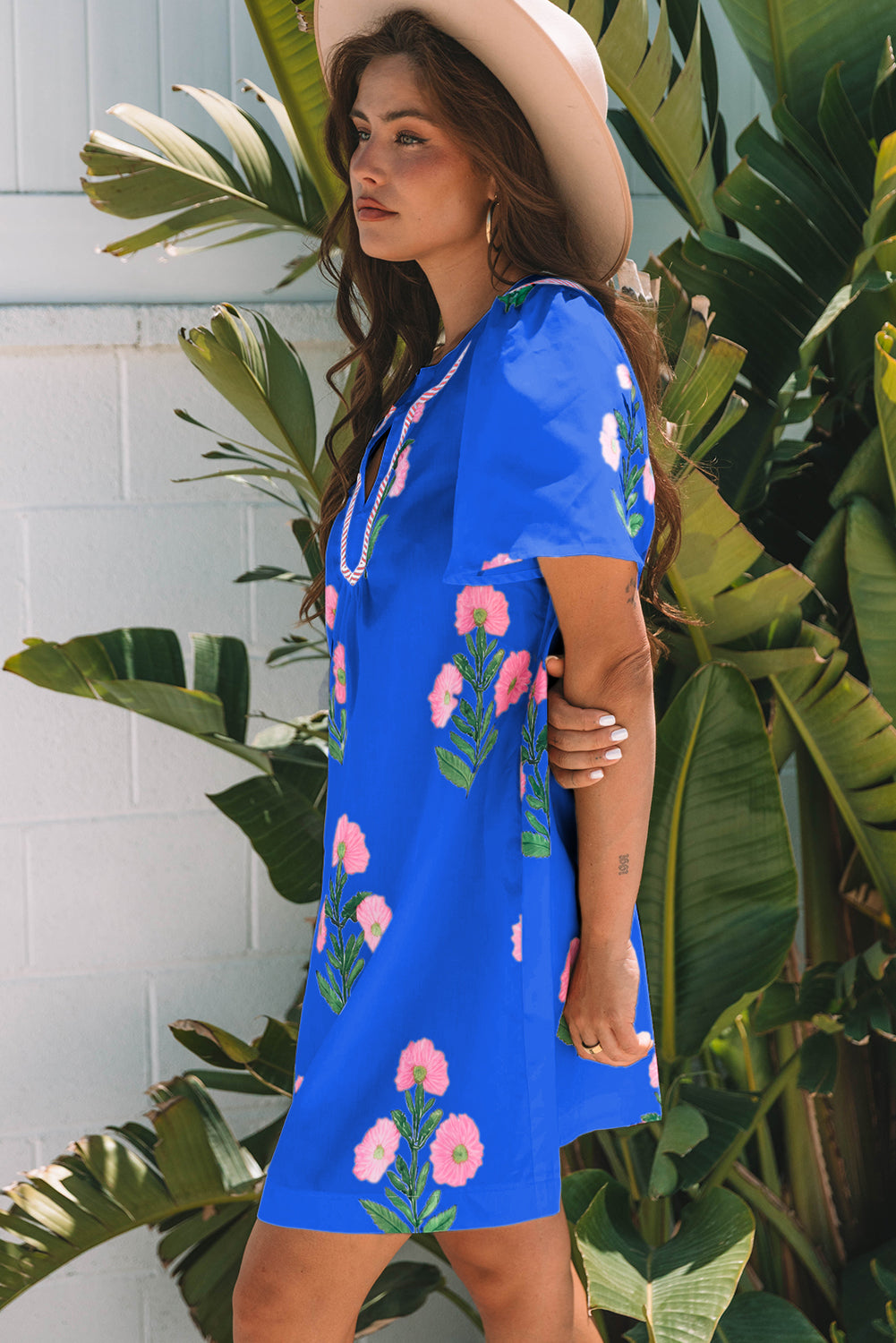 Blue Floral Short Sleeve Split Neck Loose Mini Dress eAura