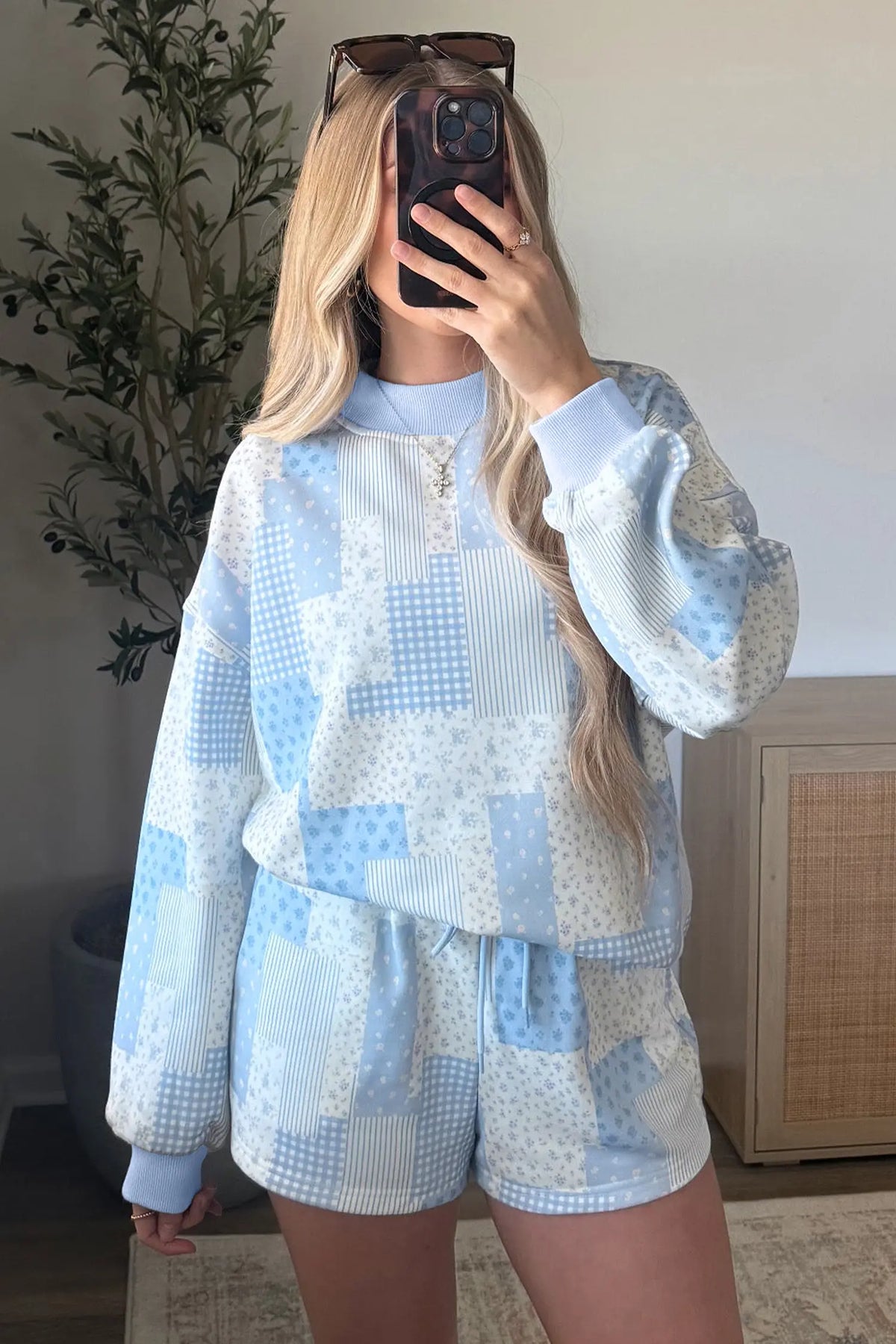 Sky Blue Patchwork Floral Print Drop Shoulder Baggy Pullover Drawstring Shorts Set – Light Blue