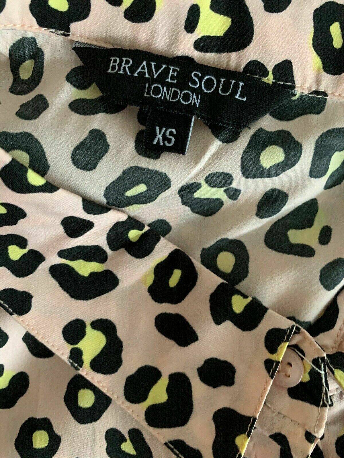 Brave Soul Blush Pink Leopard Print Long Sleeve Shirt Size XS - Beagle Boutique Fashion Outlet