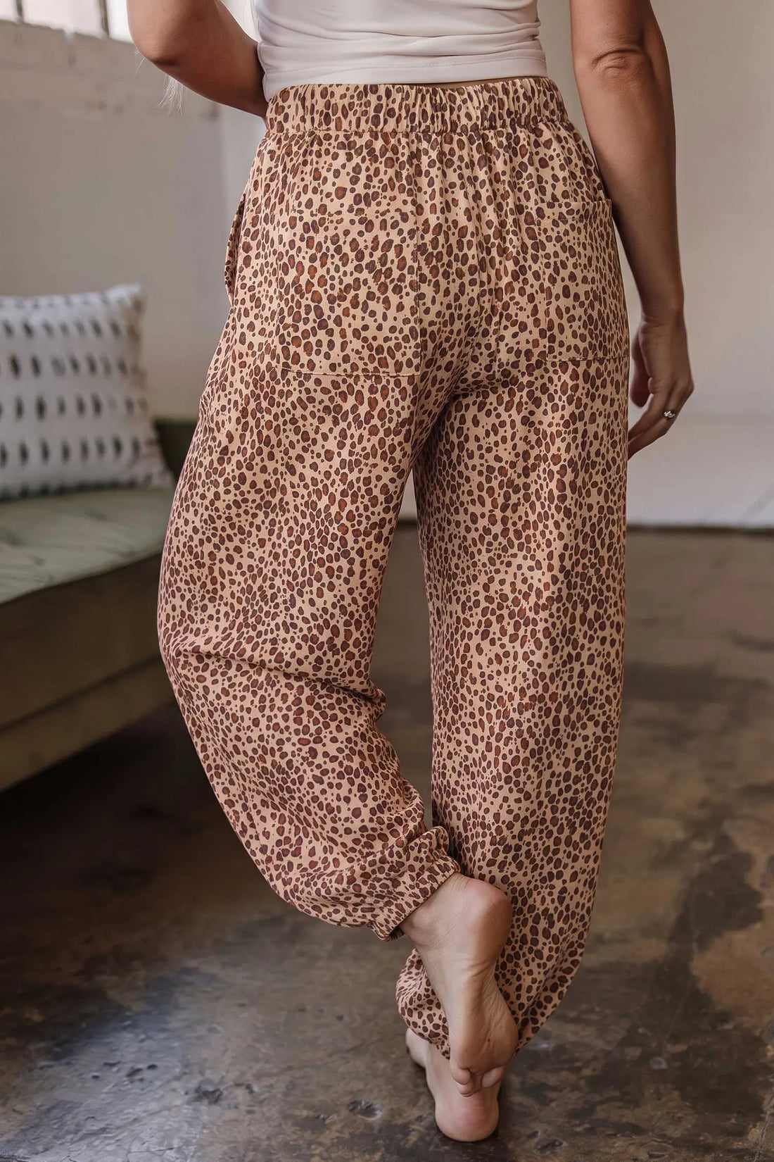 Leopard Print Drawstring Waist Patch Pockets Pants – Khaki