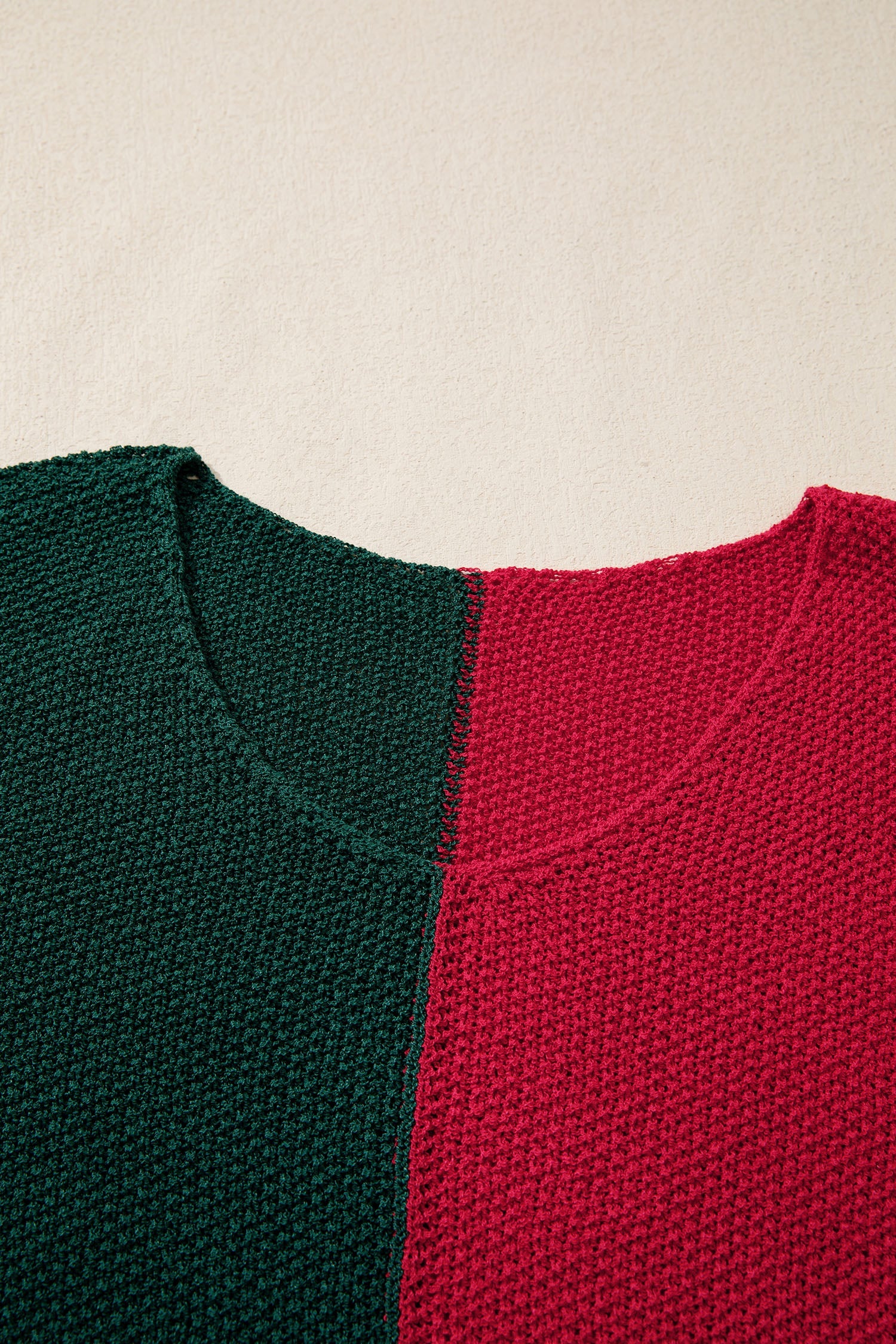 Colour Block Knit V-Neck Sweater - eAura