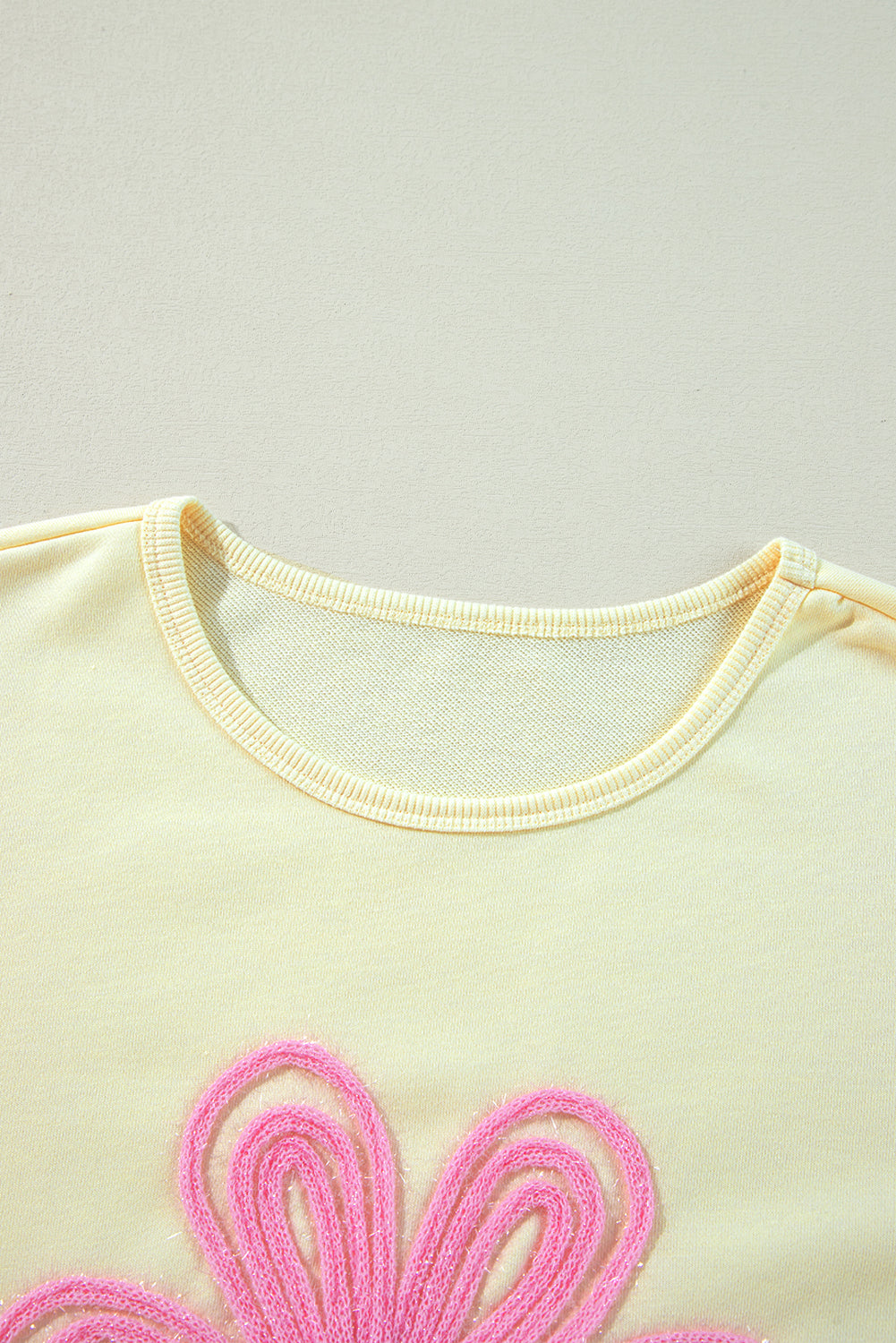 Tinsel Flower Dropped Puff Sleeve Sweatshirt