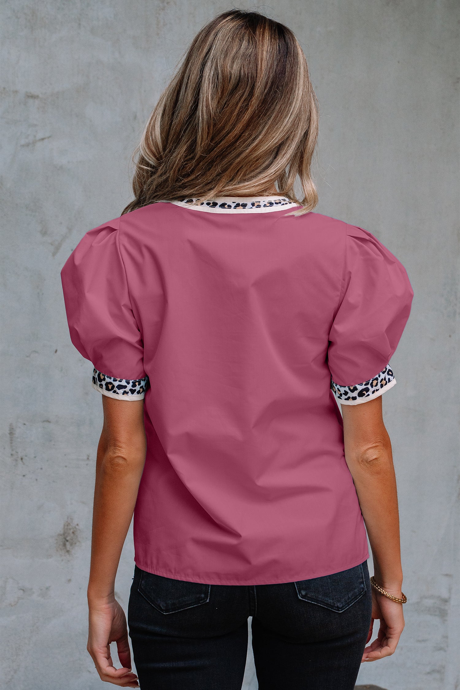 Contrast Leopard Trim Split Neck Puff Sleeve Blouse