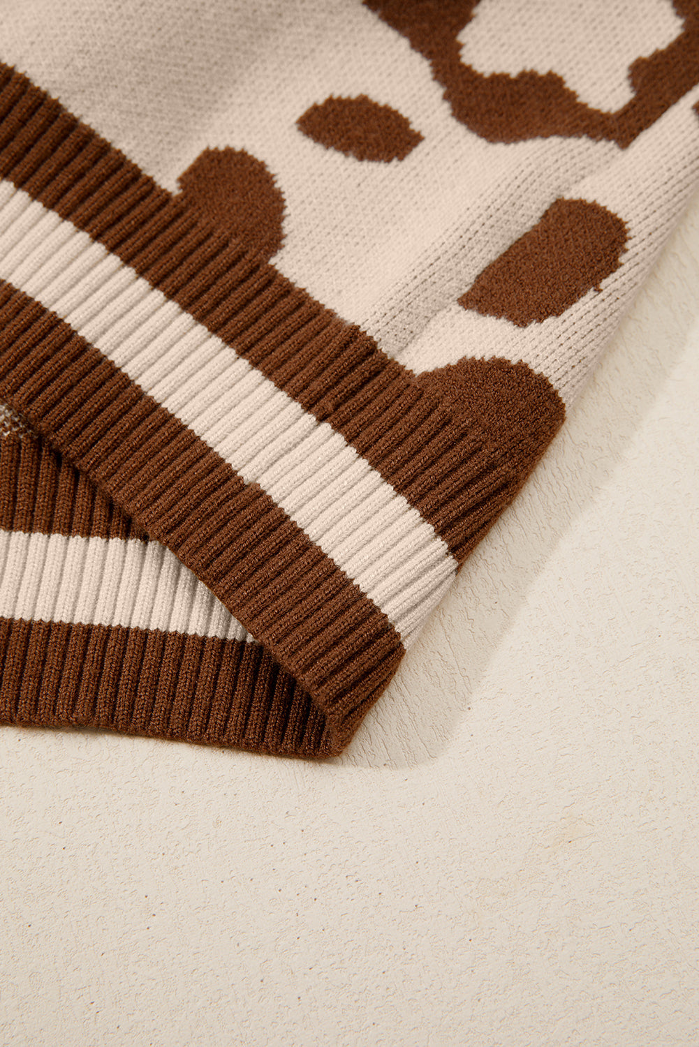 Beige Leopard Printed Knit V-Neck Casual Sweater - eAura