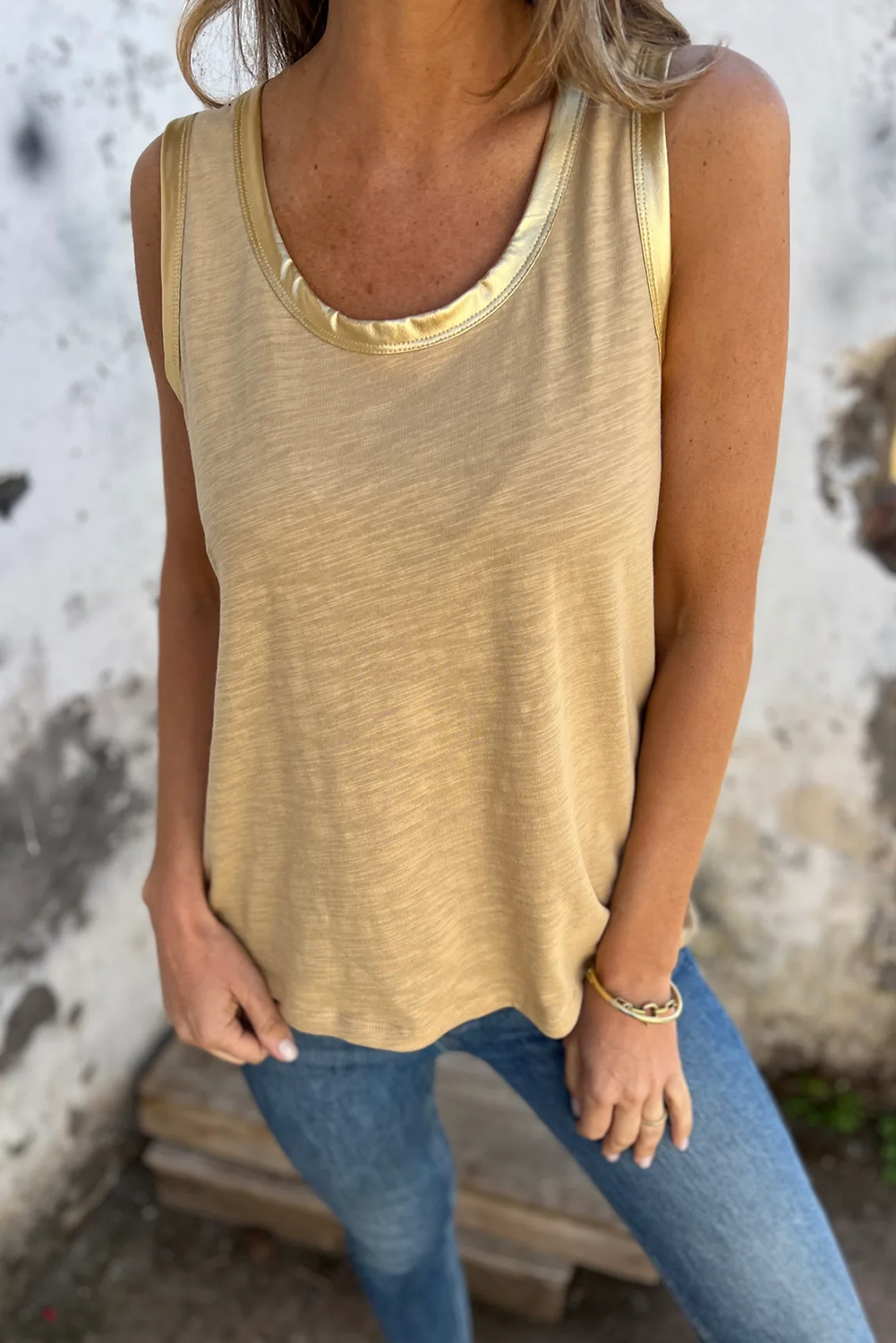 Tan Metallic Sheen Edge Scoop Neck Tank Top eAura