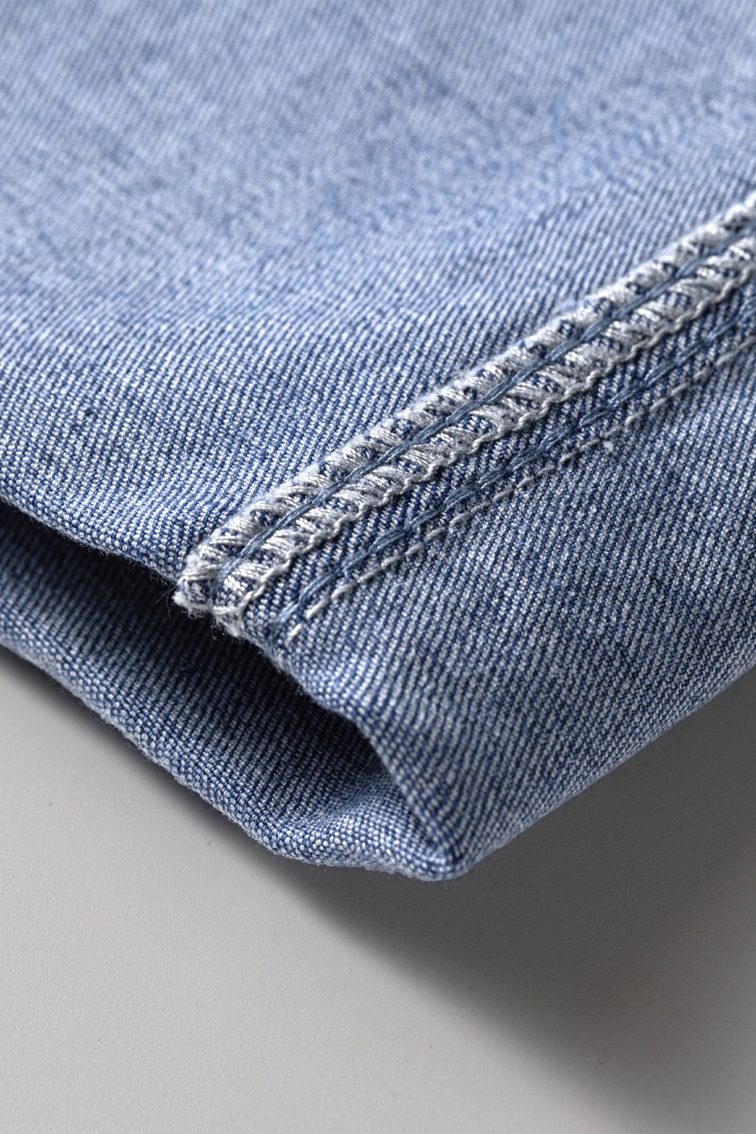 Turn-up Cuffs Loose Jeans – Beau Blue