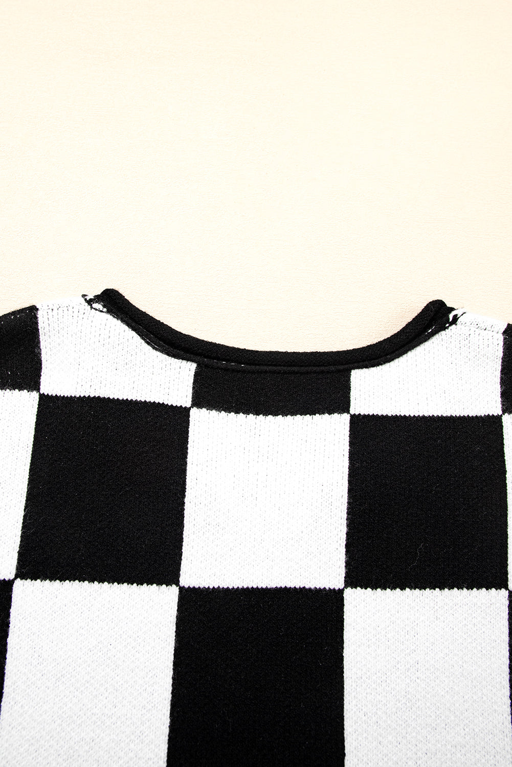 Checked Notched Neckline Drop Shoulder Knit Sweater eAura