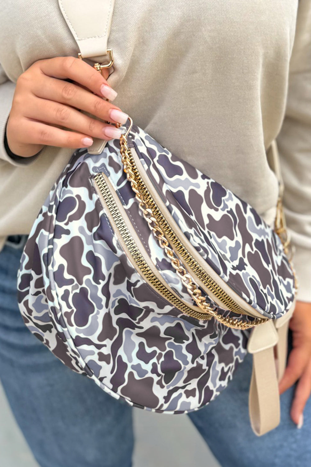 Camouflage Print Double Zipper Crossbody Bag – White