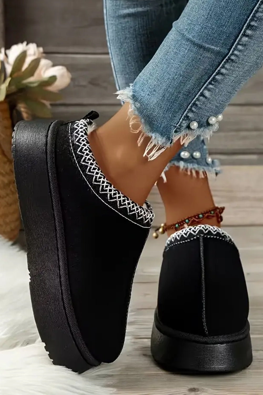 Black Contrast Print Suede Plush Lined Snow Boots BB Fashion Outlet