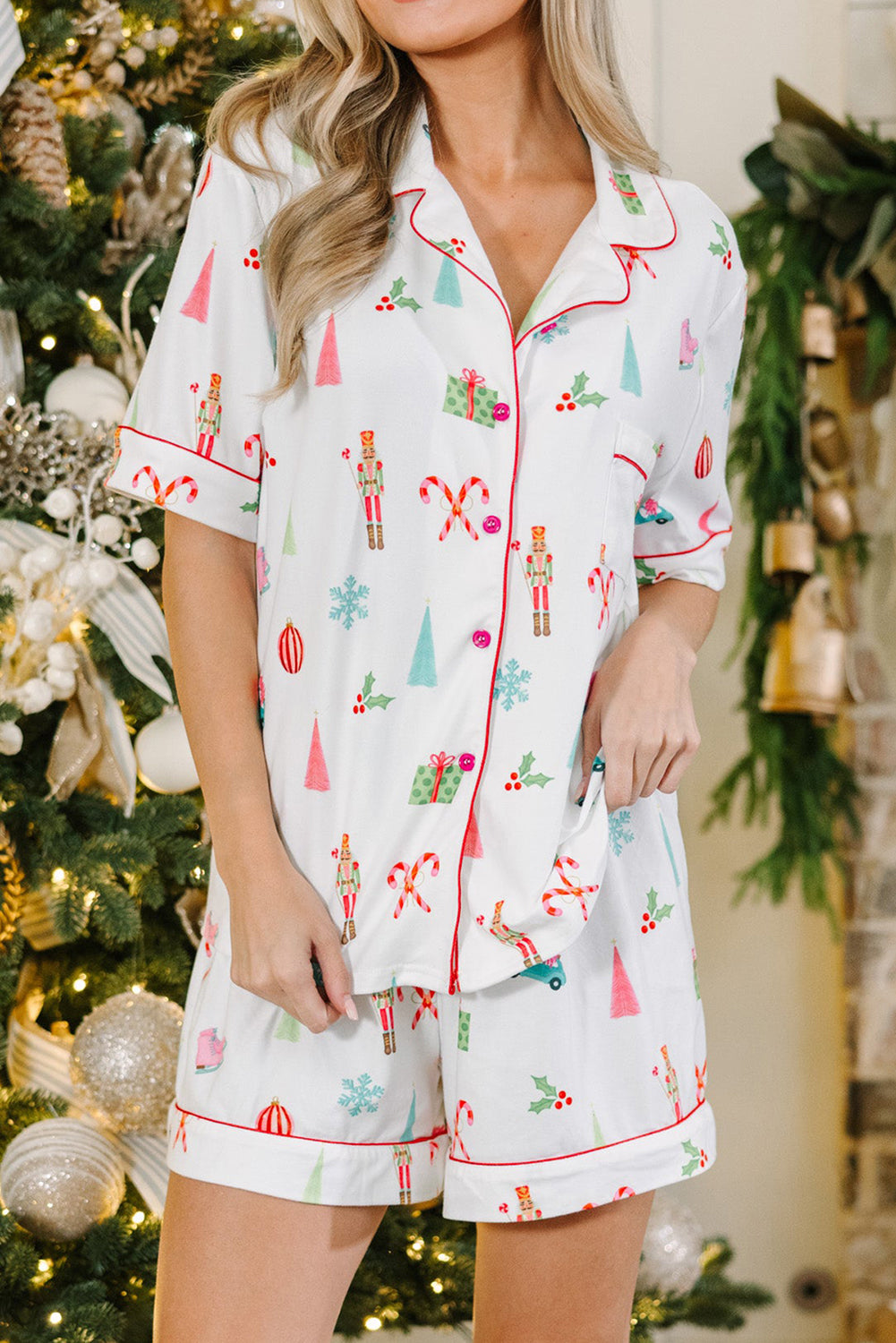 White Christmas Print Short Sleeve Shirt and Shorts Pyjama Set - eAura