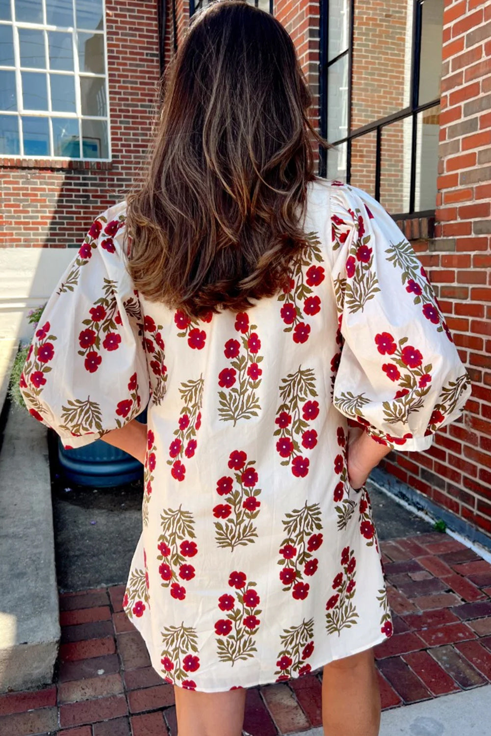 White Floral Print V-Neck 3/4 Sleeve Loose Mini Dress