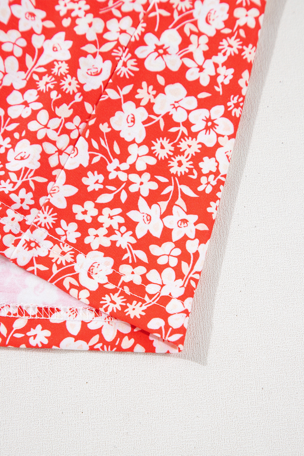 Red Plus Size Floral V Neck Flared Bracelet Sleeve Blouse BB Fashion Outlet